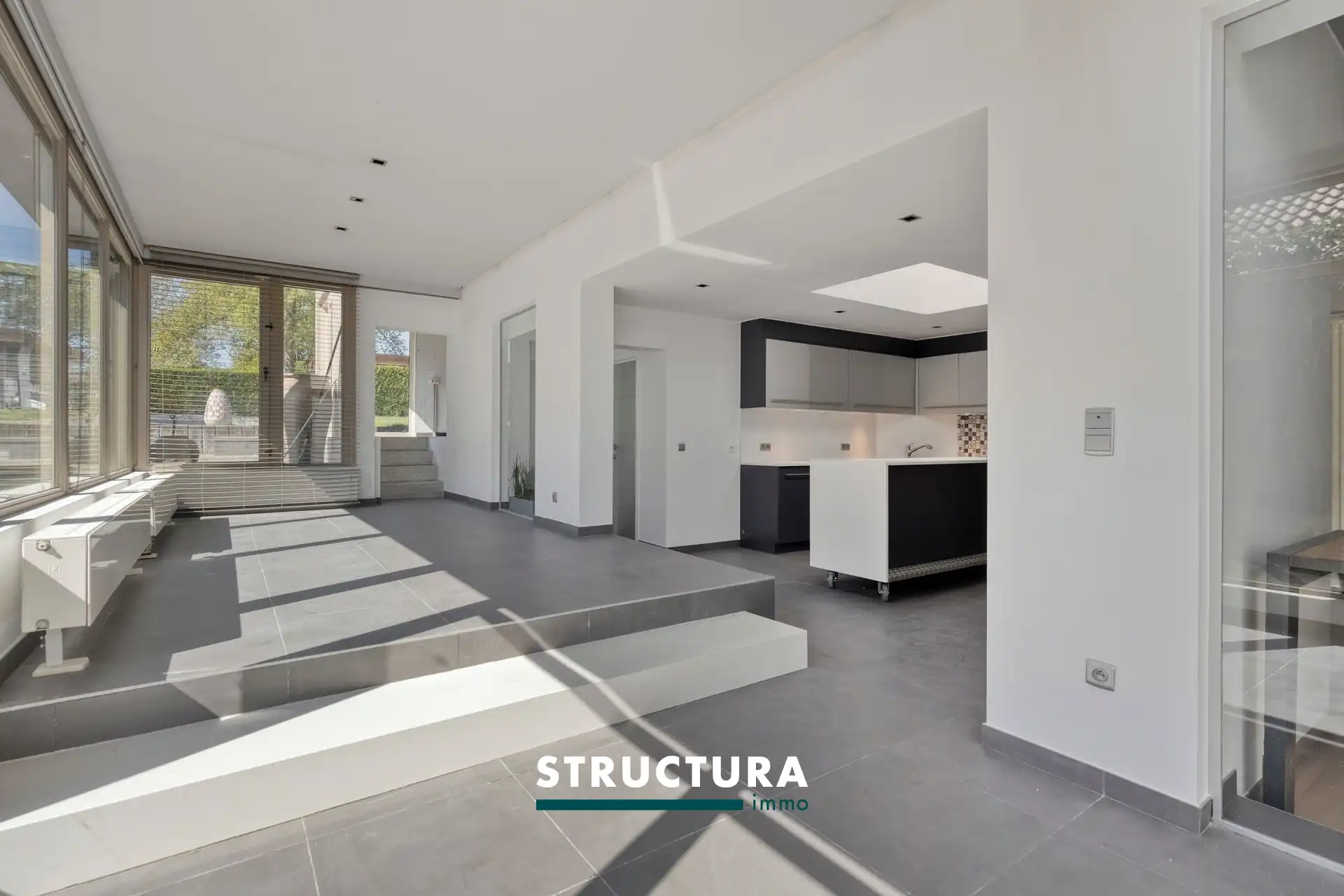 Woning met zwembad  foto 11