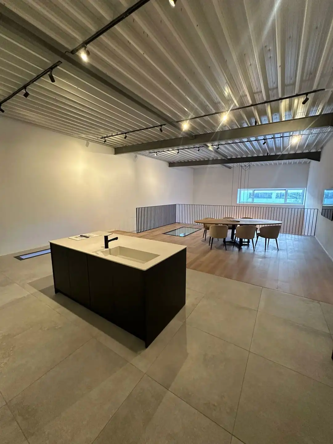 Bedrijfsvastgoed te koop foto 11