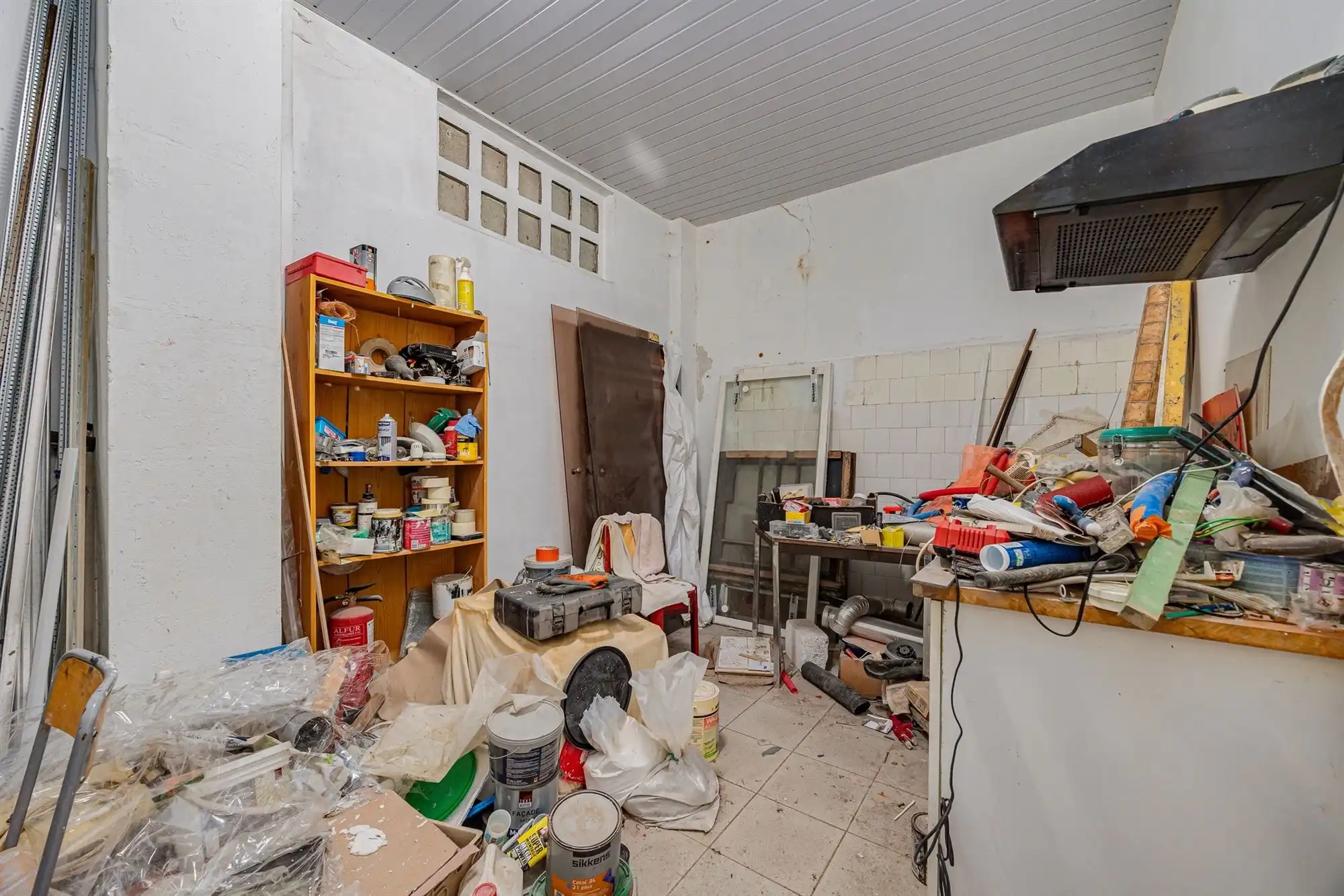 Karaktervolle woning met 4-6 slk garage en mogelijkheden foto 12