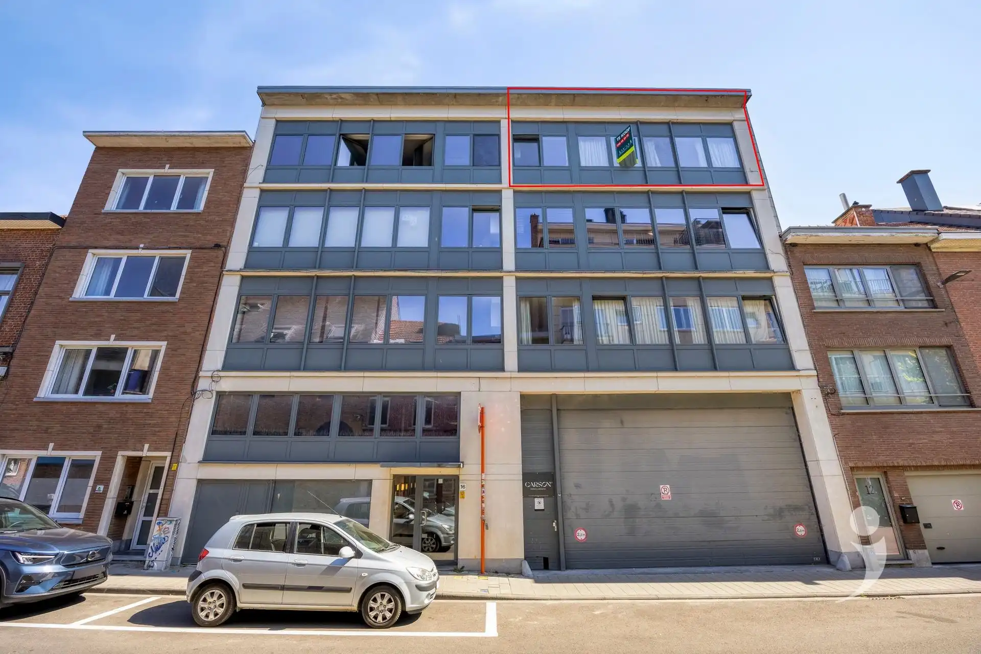 Recent gerenoveerd appartement in hartje Leuven! foto {{pictureIndex}}