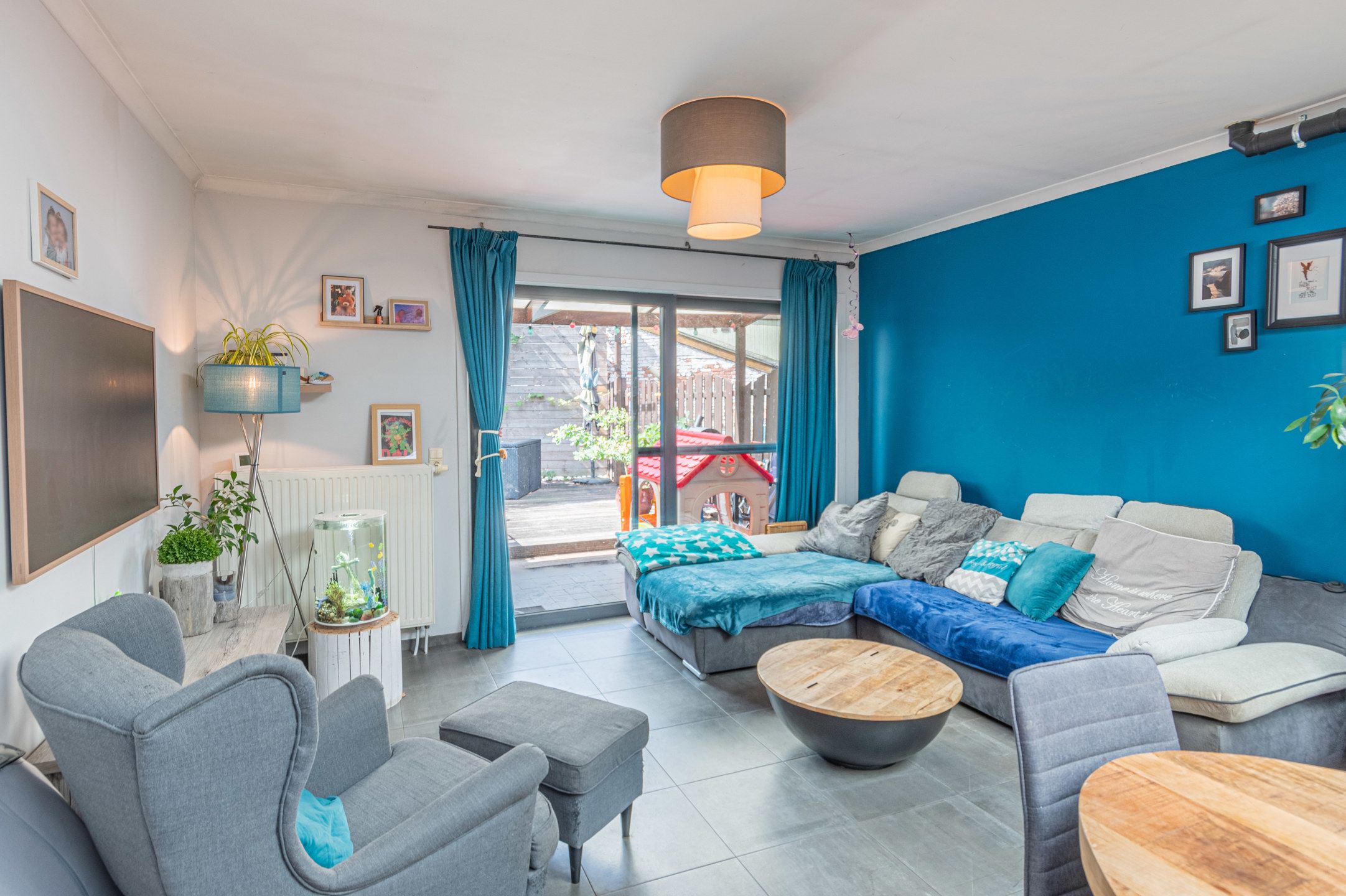 Instapklare starterswoning met garage op centrale locatie foto 4