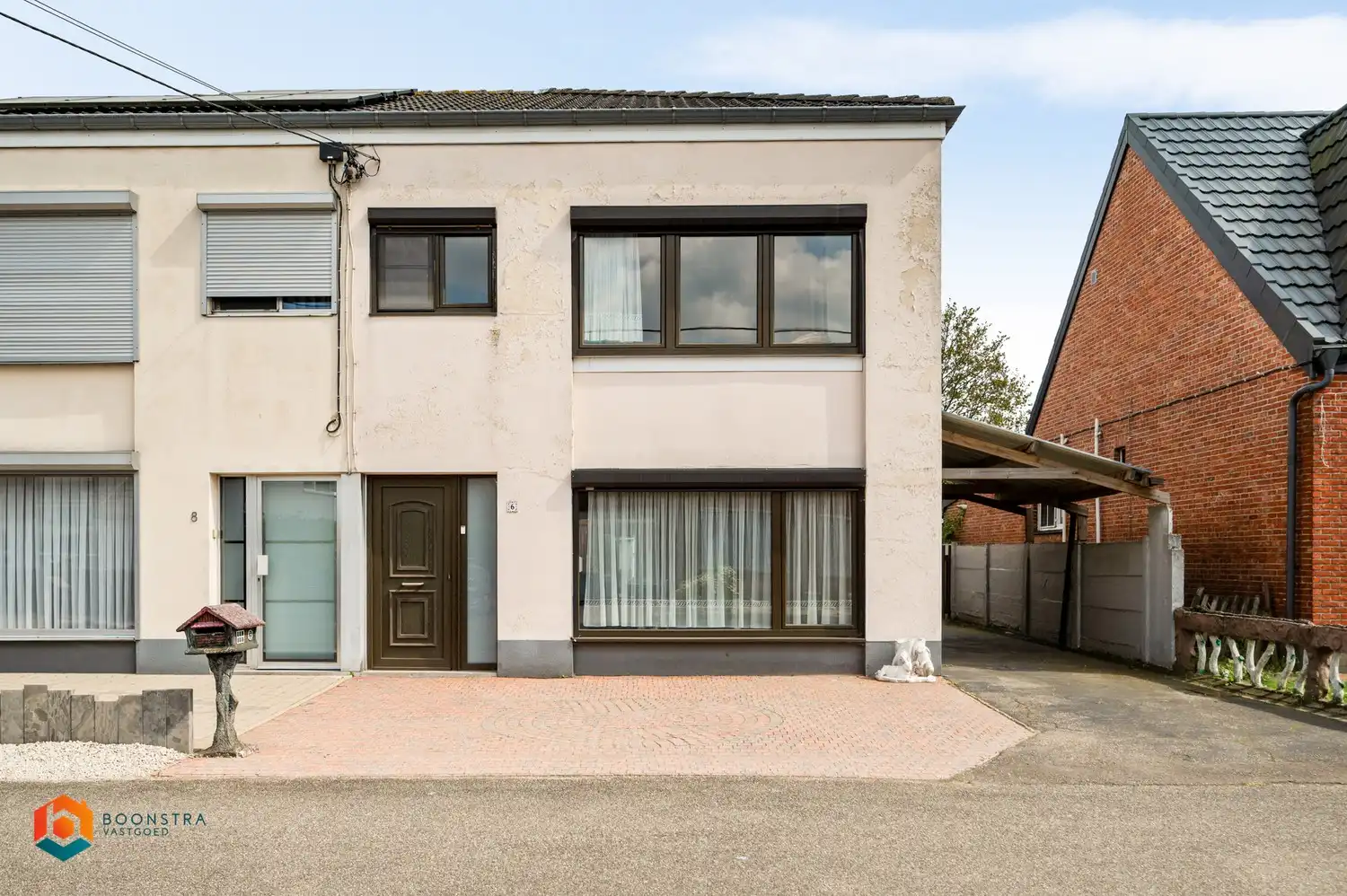 Hoofdfoto van de publicatie: Woning met 3 slpkrs en dubbele garage te Beerzel