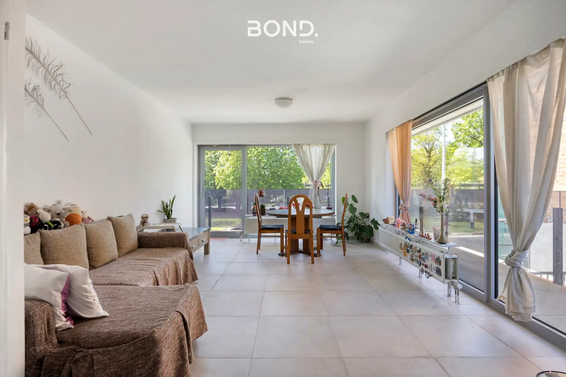 Instapklaar appartement met 3 kamers, parking en terras foto 3