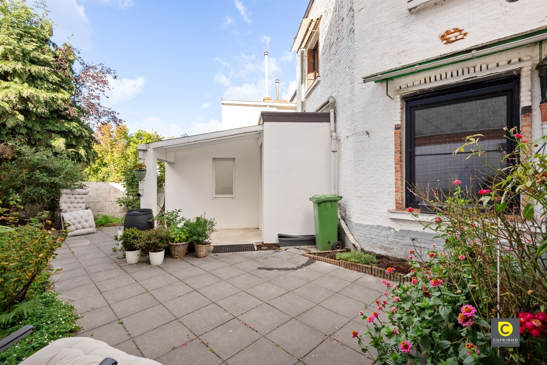 Gerenoveerde hoekwoning met tuin en garage vlakbij de Hobokense Polder! foto 12
