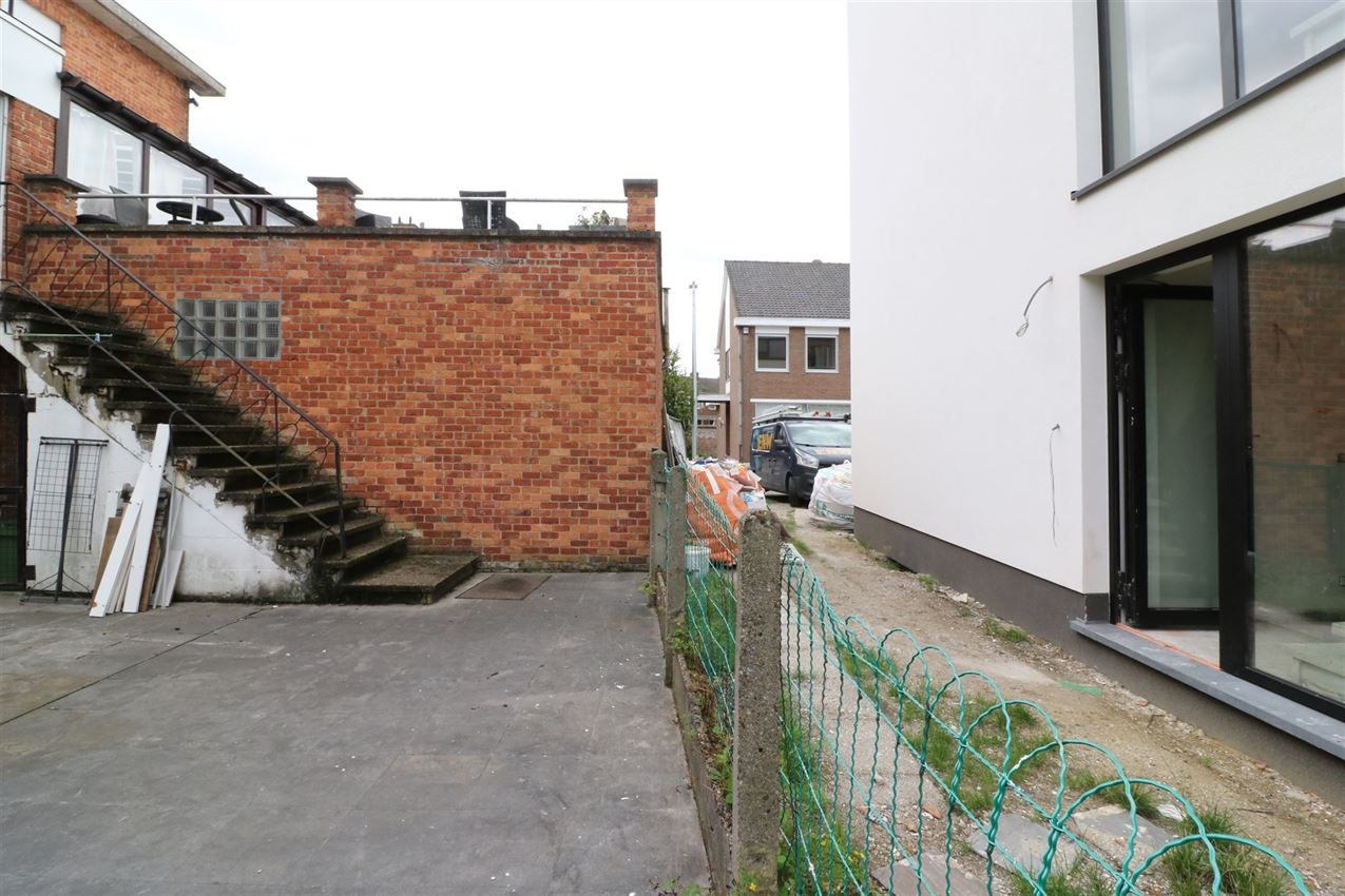 Opbrengsteigendom van 2 degelijke appartementen foto 37