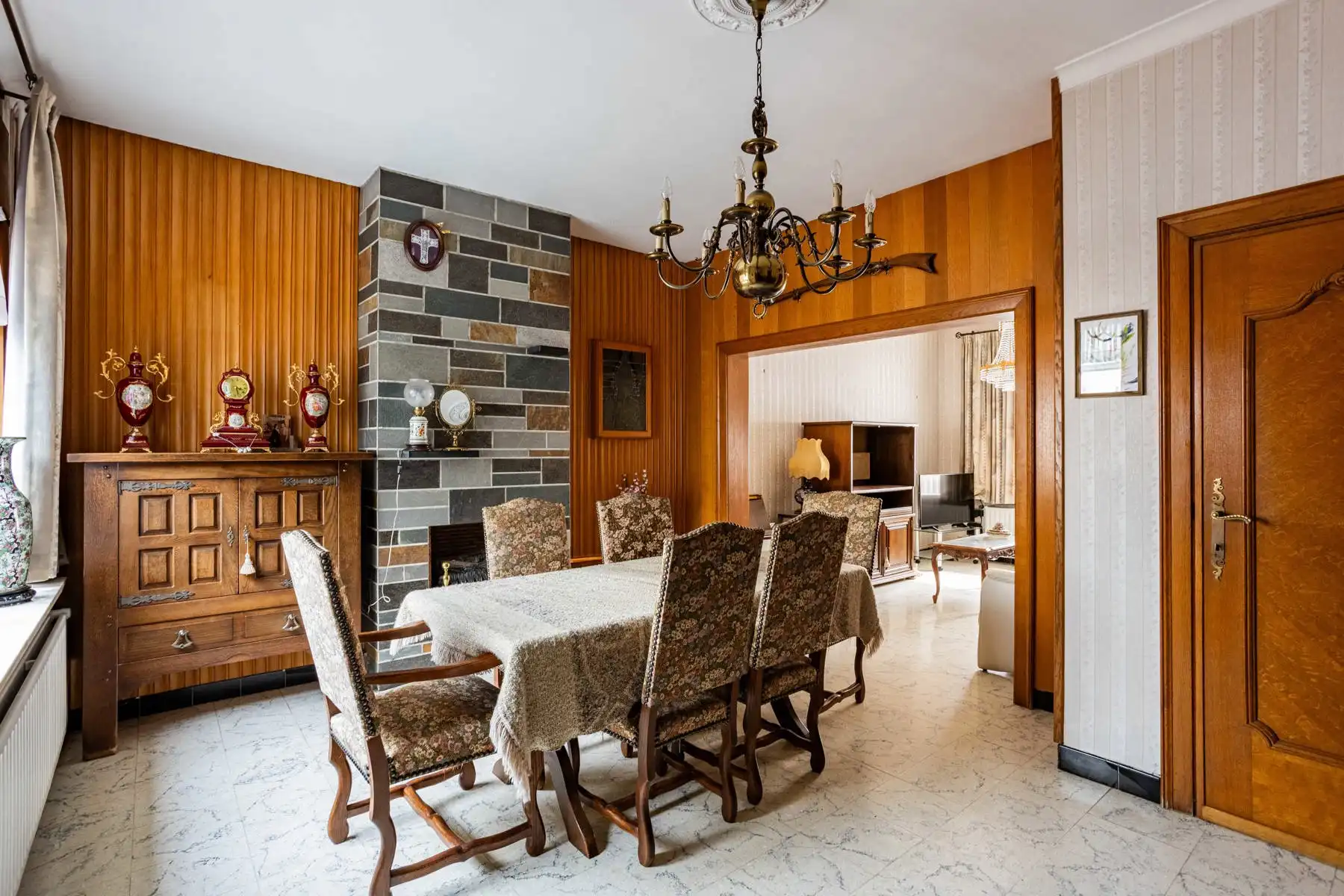 Leuke op te frissen woning aan de stadsrand! foto 4