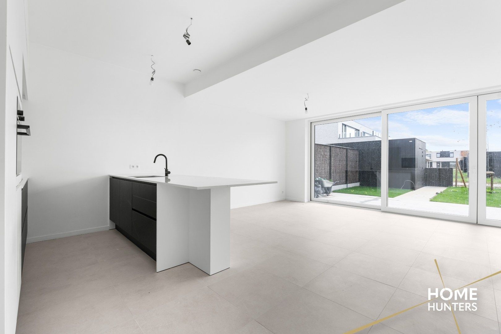 Energiezuinige eengezinswoning met carport, 2 slaapkamers en tuin foto 5