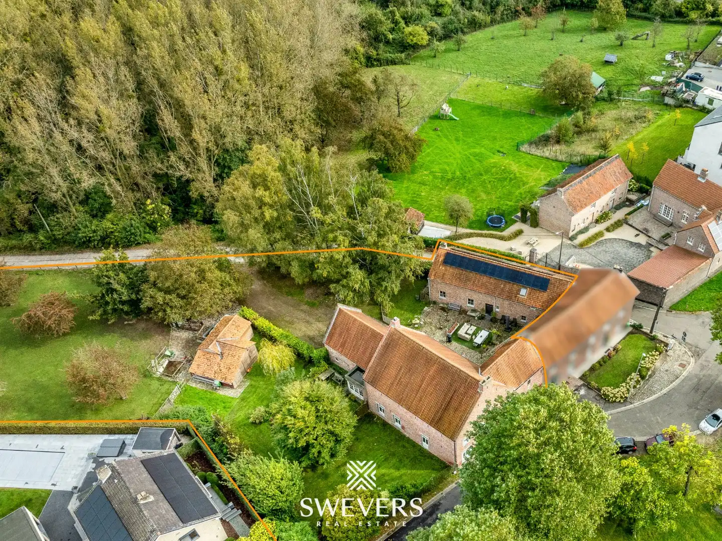 Authentieke hoeve met eindeloze mogelijkheden in Borgloon foto 2