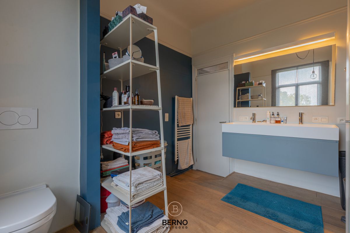 Karakterwoning aan de rand van Dendermonde centrum foto 11