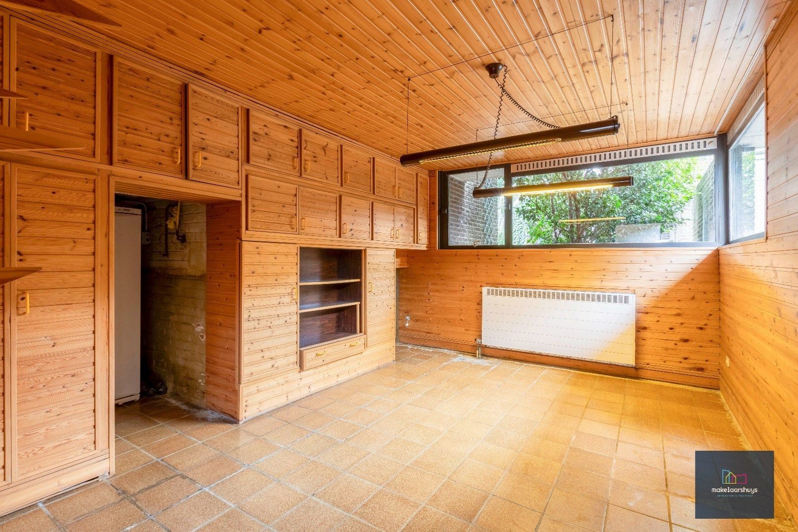 Architecturale woning op een rustige ligging foto 23