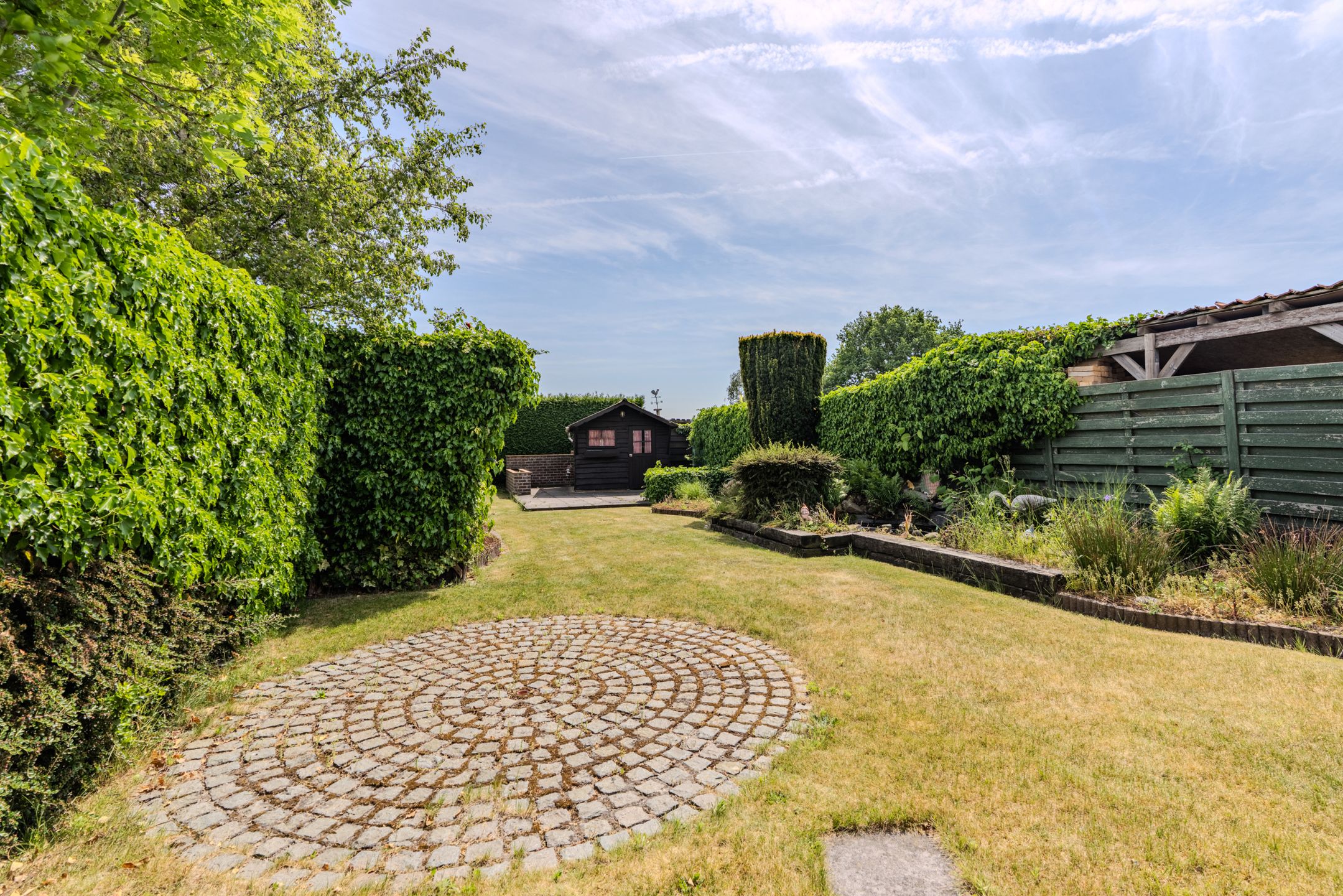 Charmante woning met veel potentieel in hartje Oudenburg! foto 18