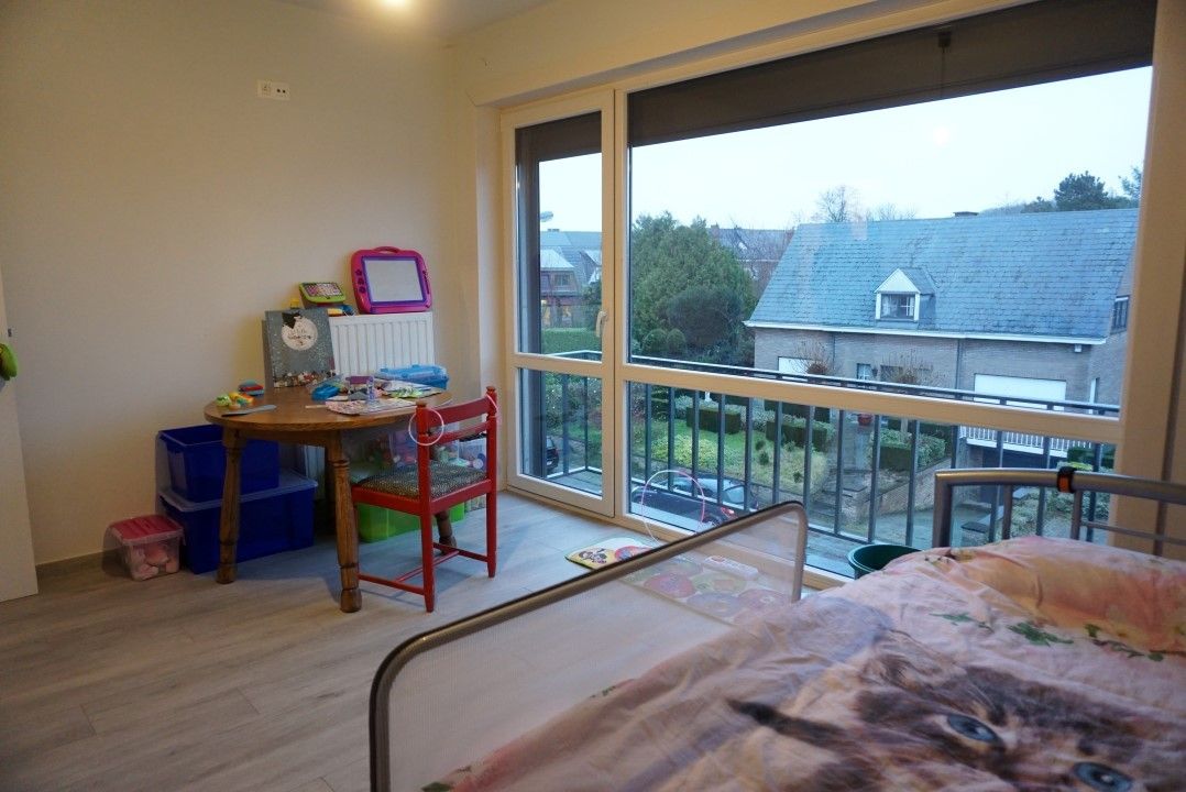 Appartement met kleine garageruimte/berging en 2 open staanplaatsen foto 8