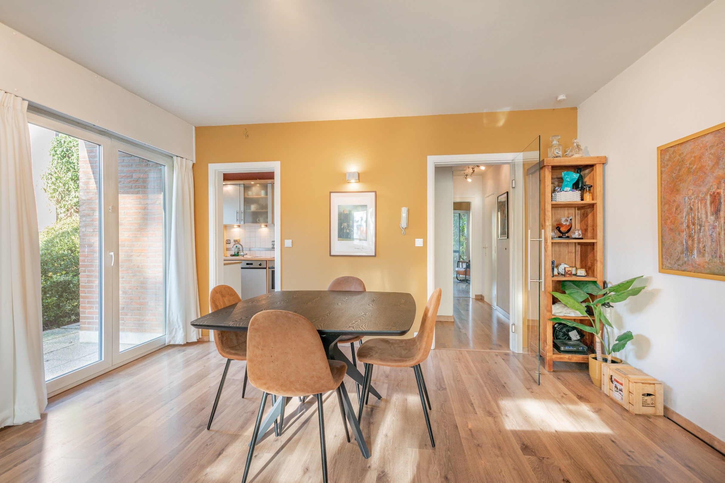 Knap gelijkvloers appartement met terras! foto 8