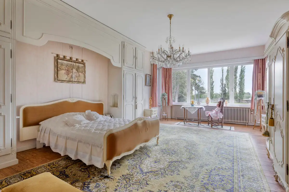 EXCLUSIEF VILLA-LANDHUIS OP 1HA09A87CA AAN STANDSRAND BILZEN. foto 18