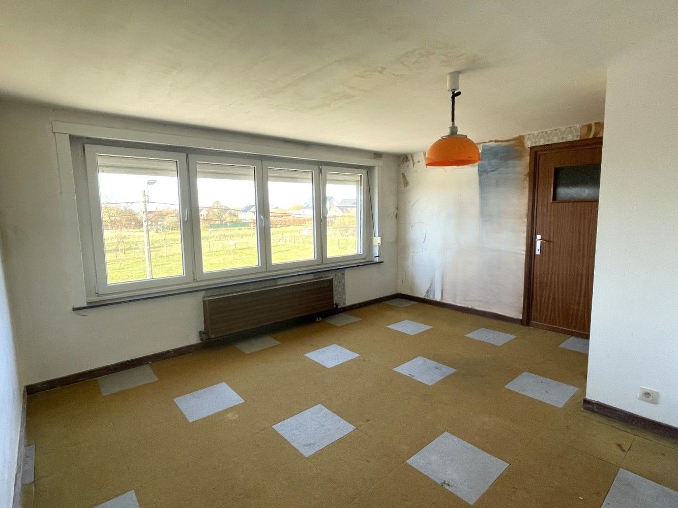 Ruime, te renoveren woning met veel potentieel op 10a14ca foto 19