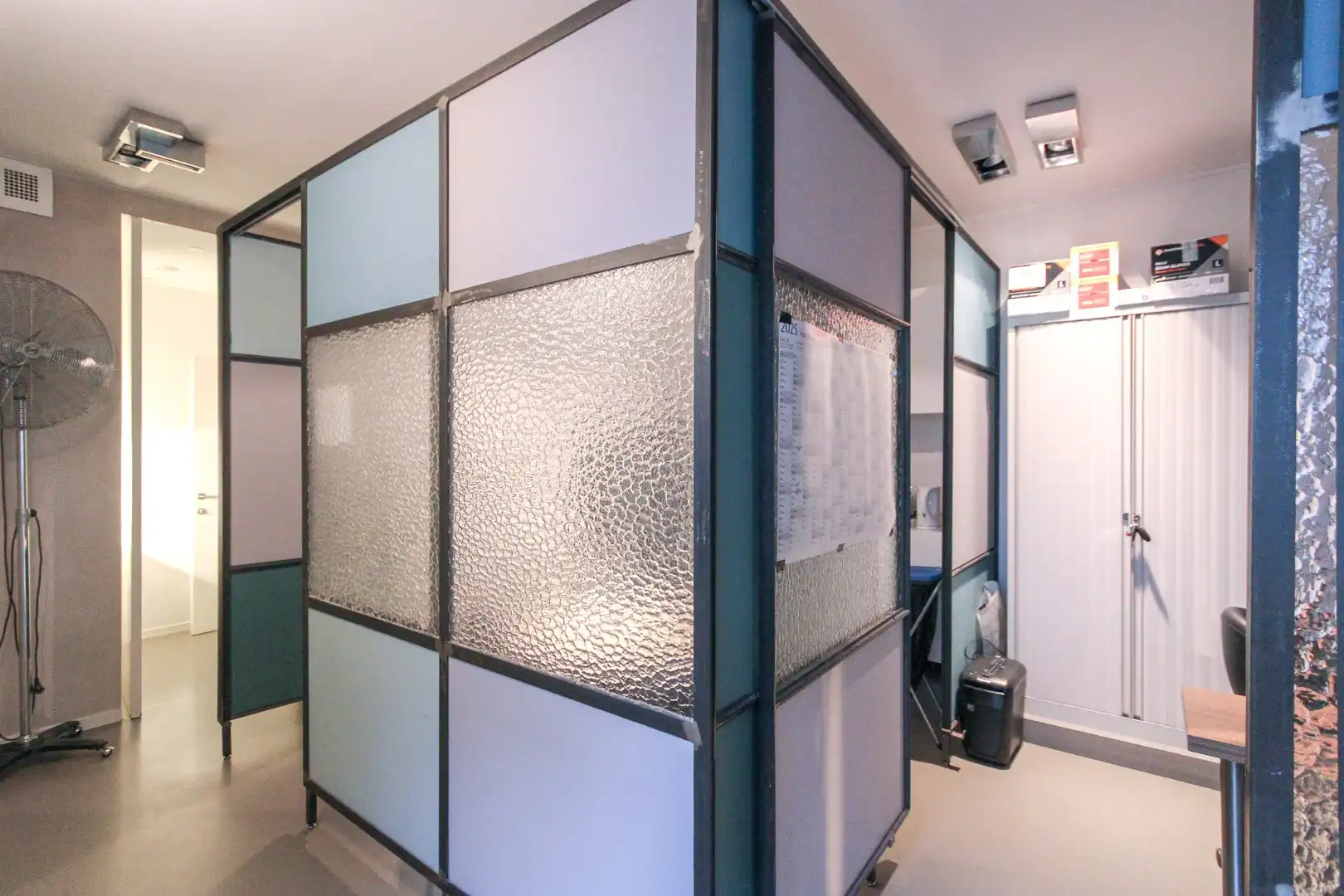 Handelsgelijkvloers Smedenstraat 13 Brugge te koop foto 15