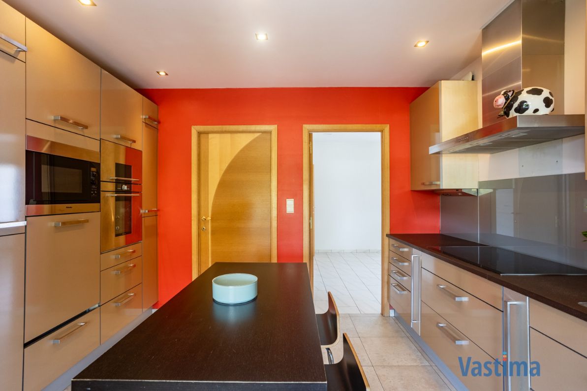 Bungalow in een oase van ruimte en rust in het hart van Ternat – ideaal voor gezinnen, kangoeroe wonen of vrij beroeper. foto 11