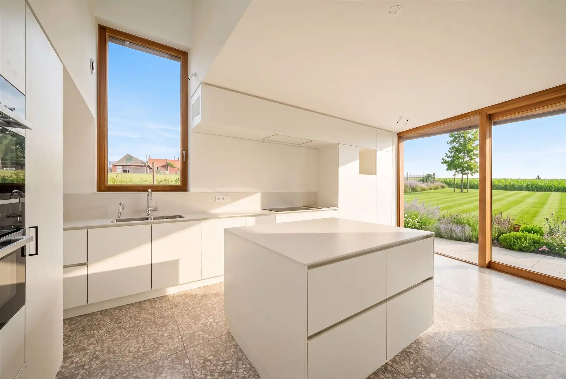 Unieke architectenwoning met prachtige verzichten foto 11