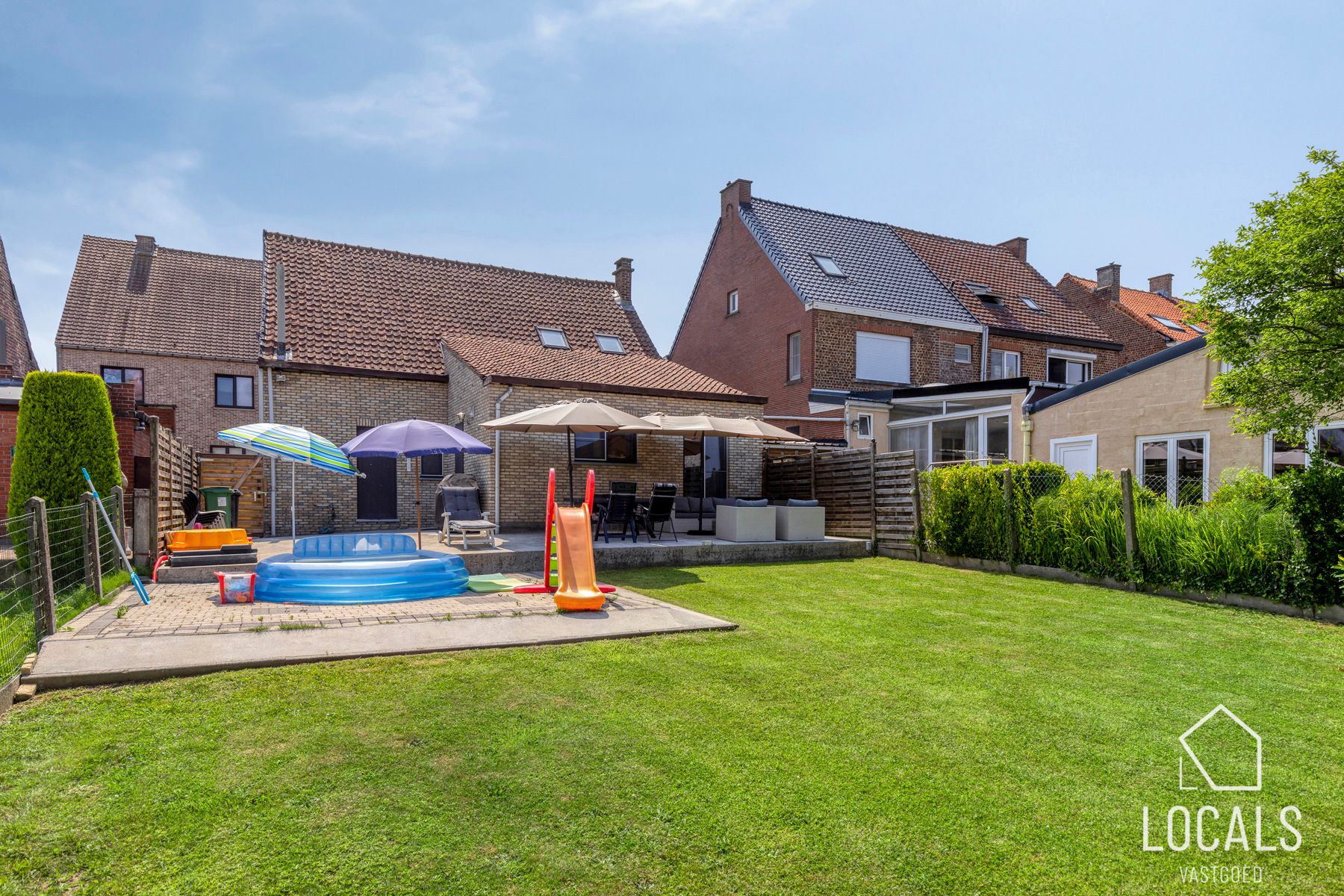 Halfopen bebouwing met 3 slpks, tuin en garage  foto 22