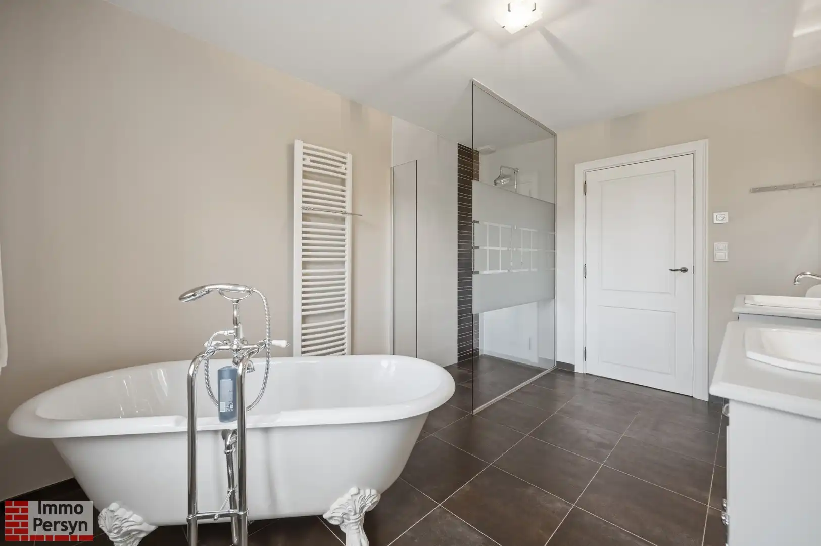 Landelijke villa met hoogwaardige afwerking foto 23