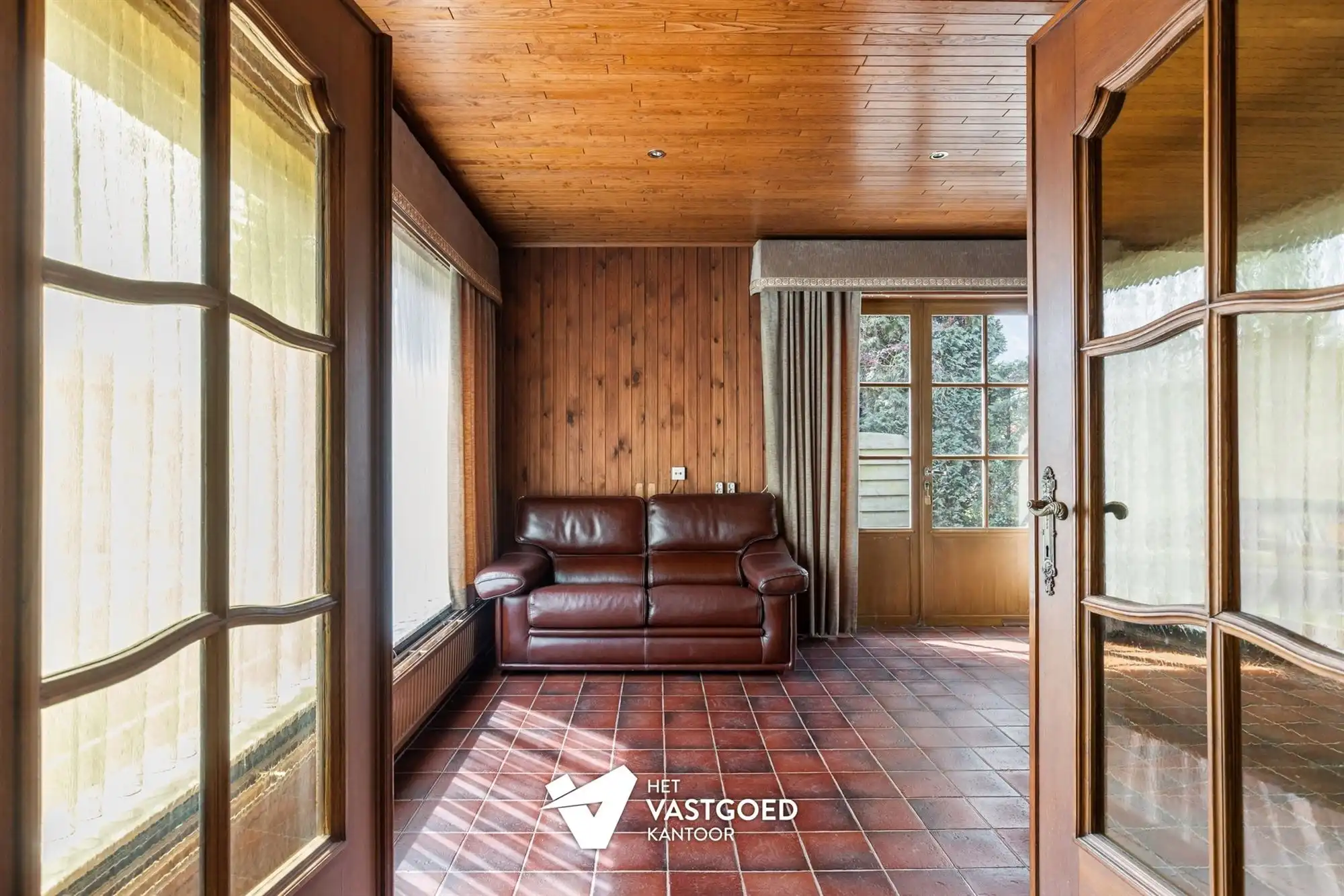 STATIGE WONING MET RENOVATIEMOGELIJKHEDEN MET 4 SLAAPKAMERS EN KNUSSE TUIN TE TESSENDERLO CENTRUM foto 8