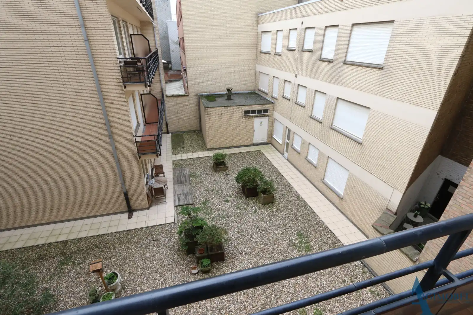 Ruime studio met slaaphoek en zonnig terras te Knokke foto 8