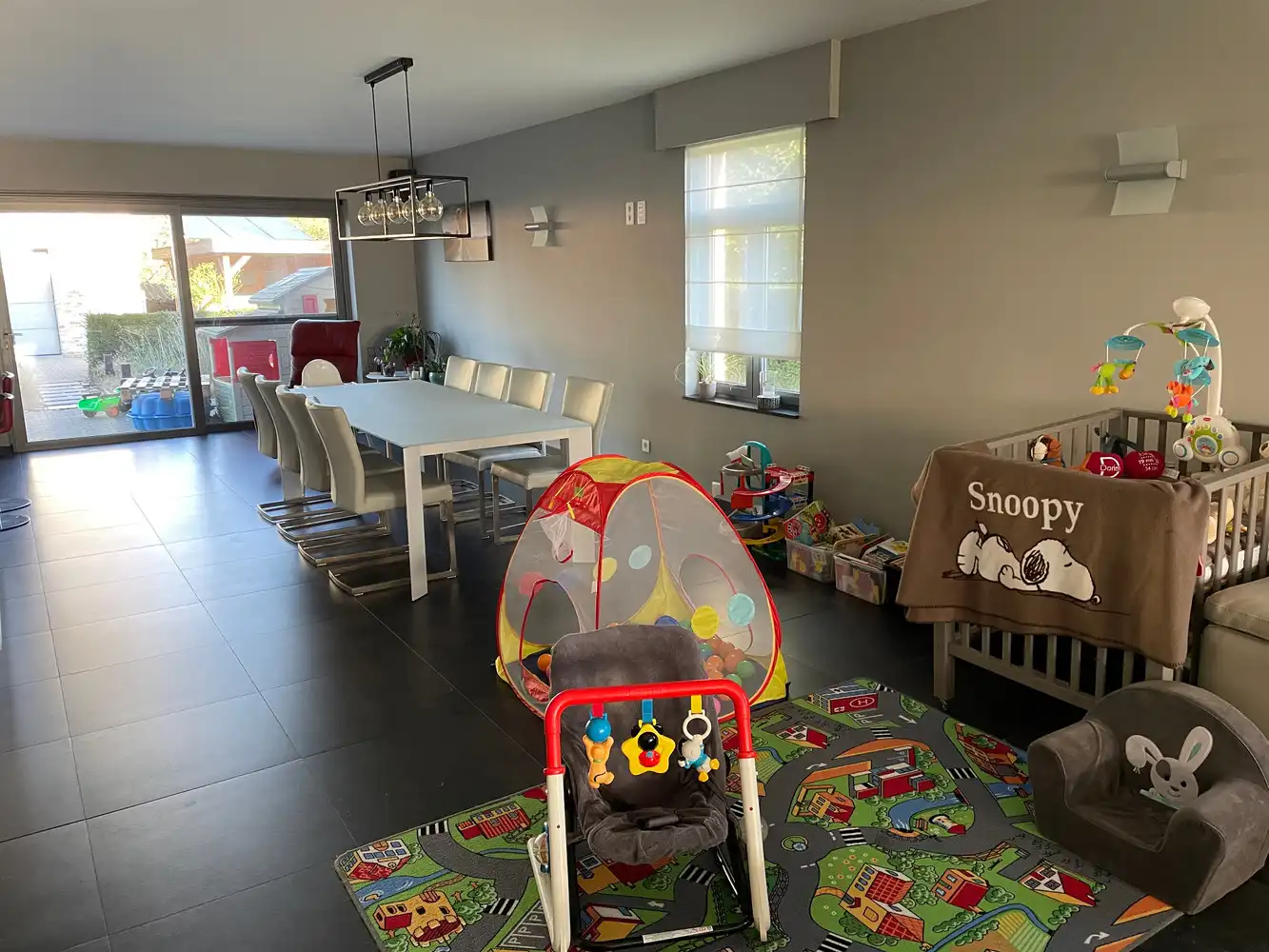 Gezinswoning, 3 slaapkamers, garage, tuin. foto 5