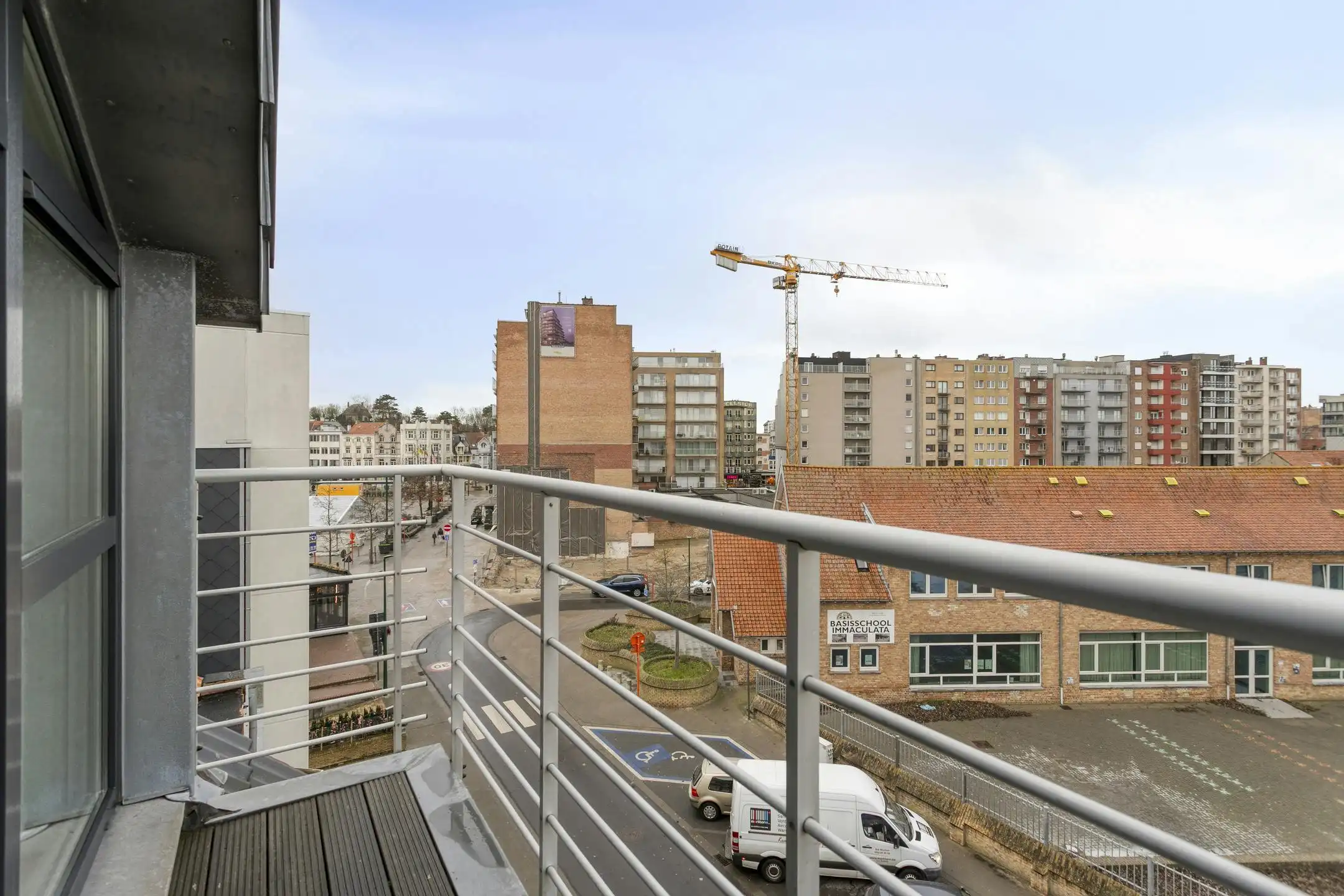 Instapklaar appartement met 2 terrassen in centrum De Panne foto 3