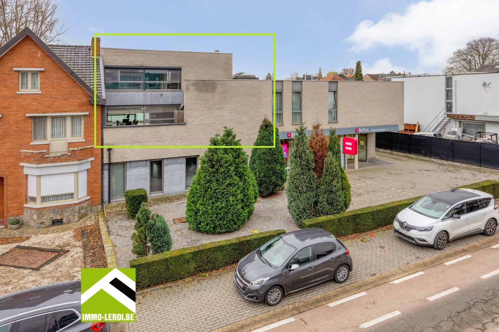Knap appartement met 2 grote terrassen te Riemst-Zichen foto {{pictureIndex}}