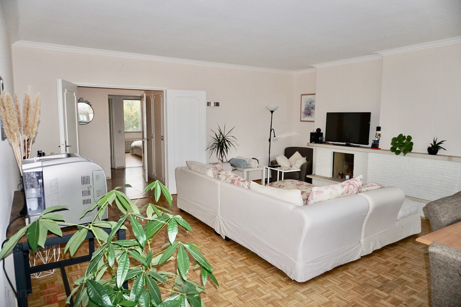 Centraal maar rustig gelegen appartement met drie slaapkamers foto 6