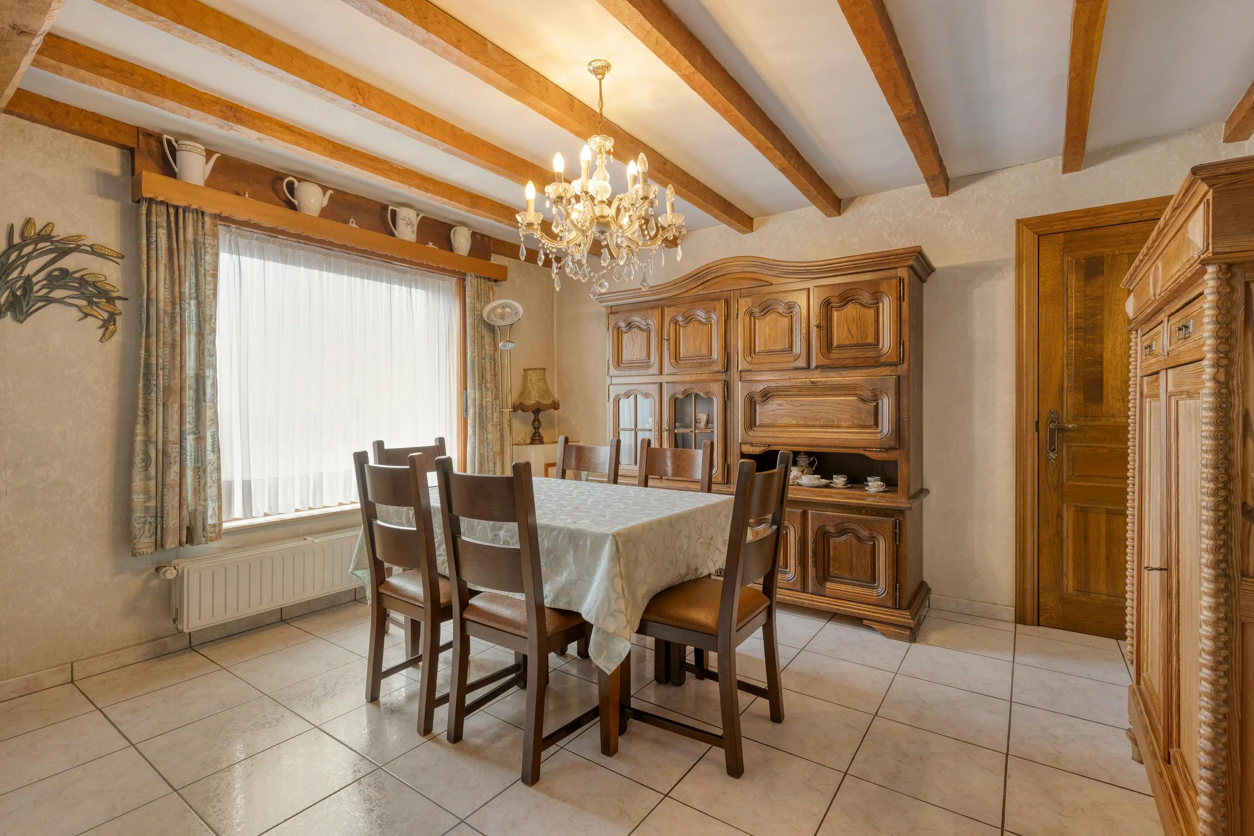 Woning met 4 slaapkamers op een perceel van 1087m² foto 5