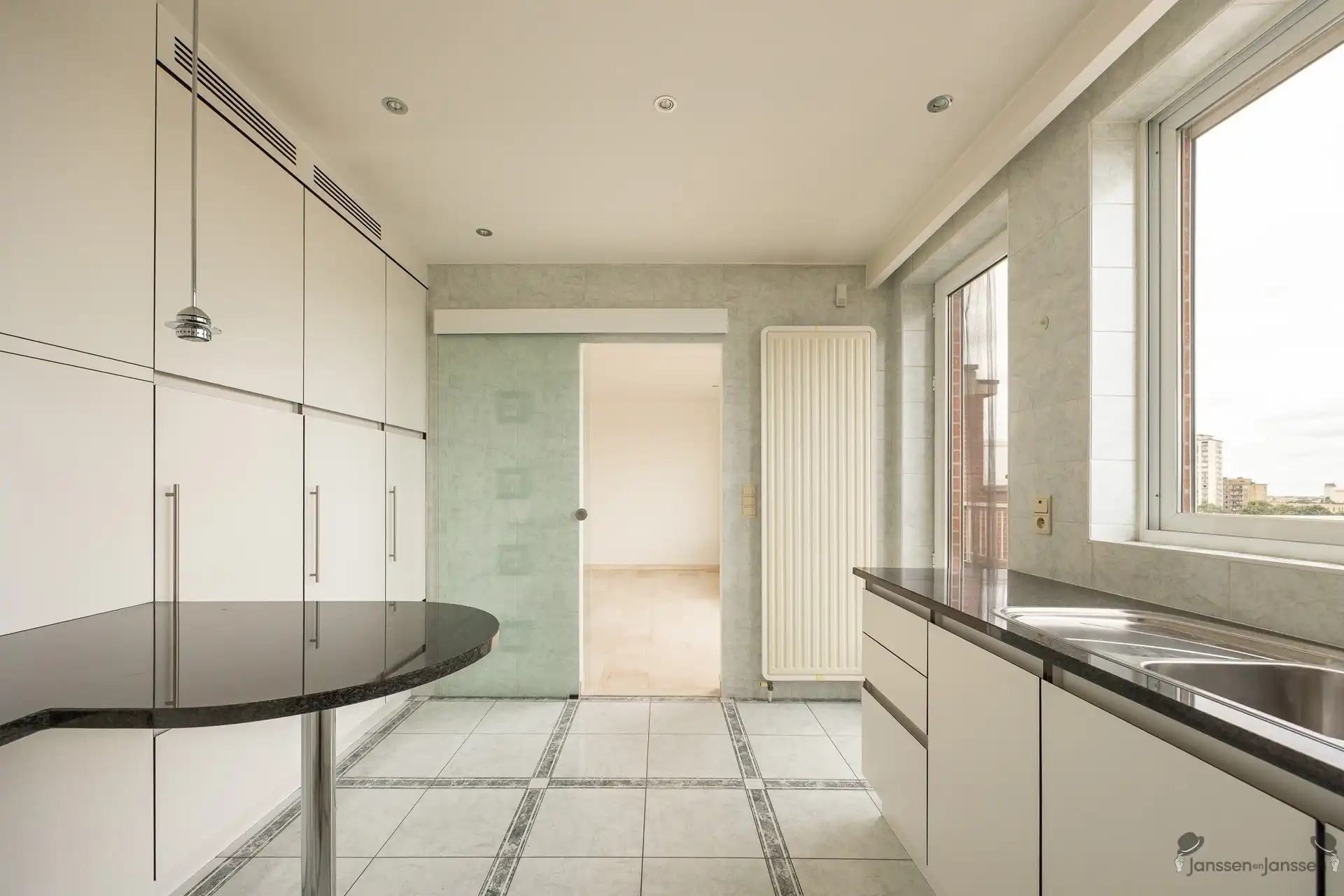 Lichtrijk penthouse met ruime terrassen en panoramisch uitzicht! foto 12