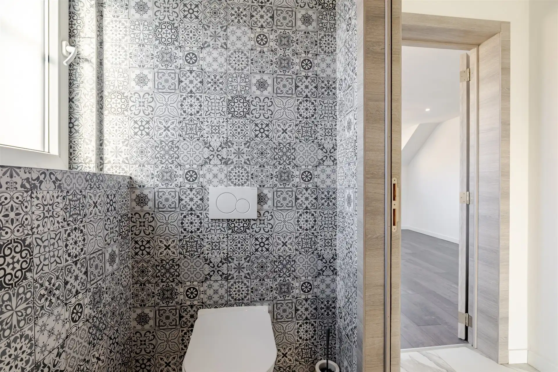 Top gerenoveerde woning met 4 slks, garage en terrassen foto 26