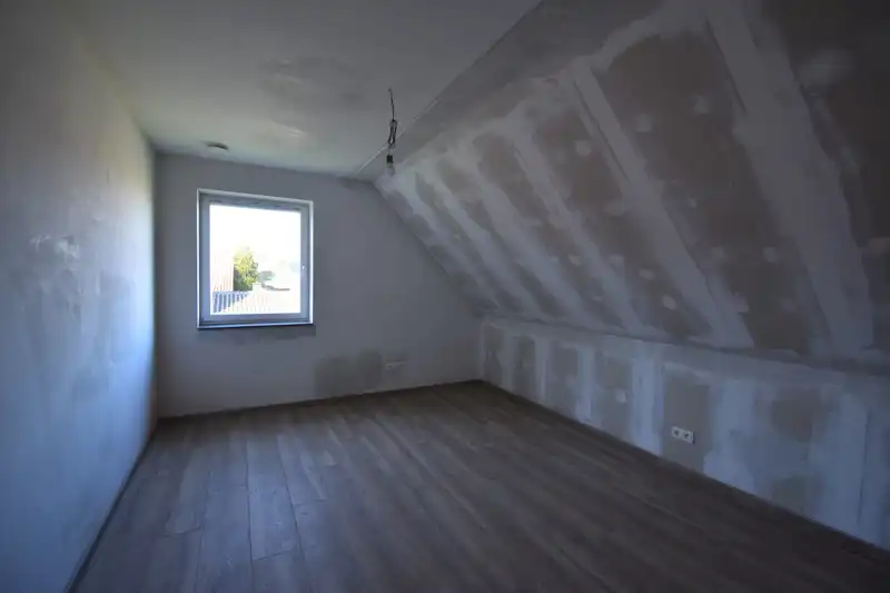 PRACHTIGE AFGEWERKTE BEN-NIEUWBOUWWONING MET ZICHT OP DE VELDEN. foto 39