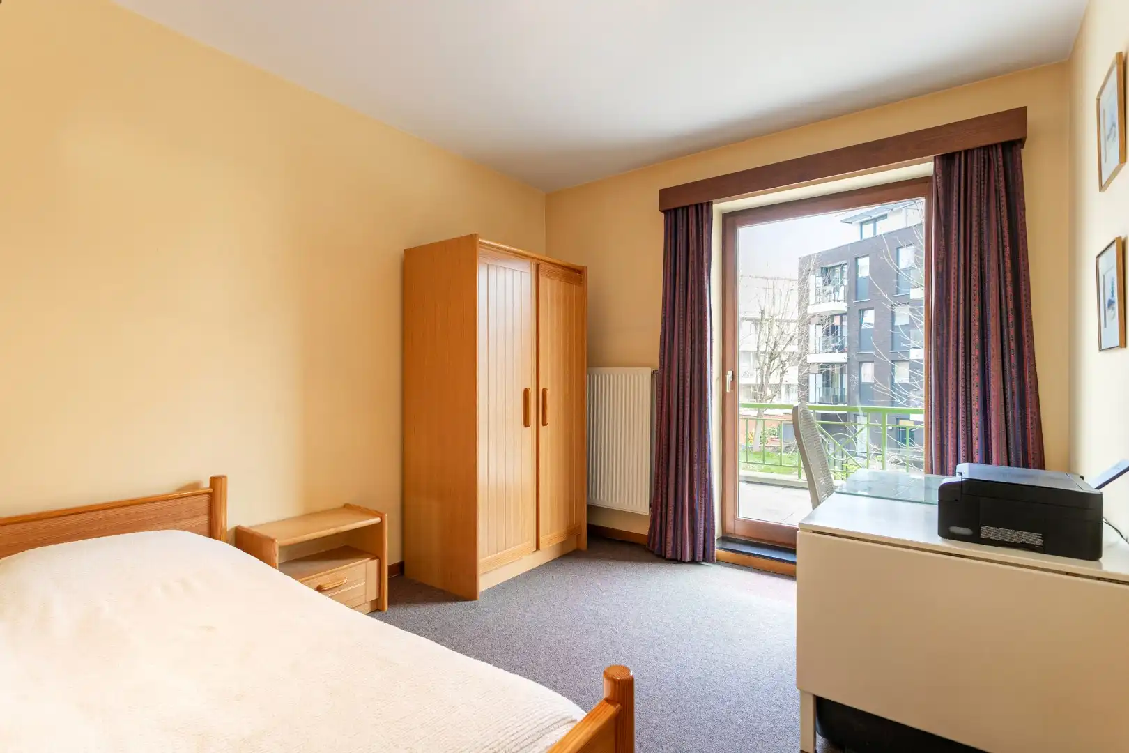 Instapklaar appartement met 2 slaapkamers, 2 balkons en autostaanplaats foto 11