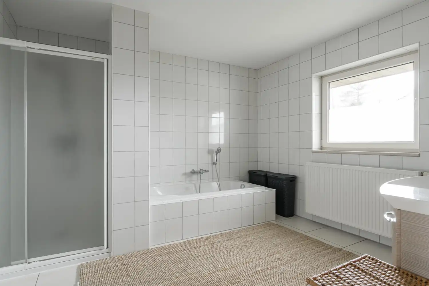 Zeer ruime en energiezuinige woning nabij het centrum van Lindel-Overpelt foto 27