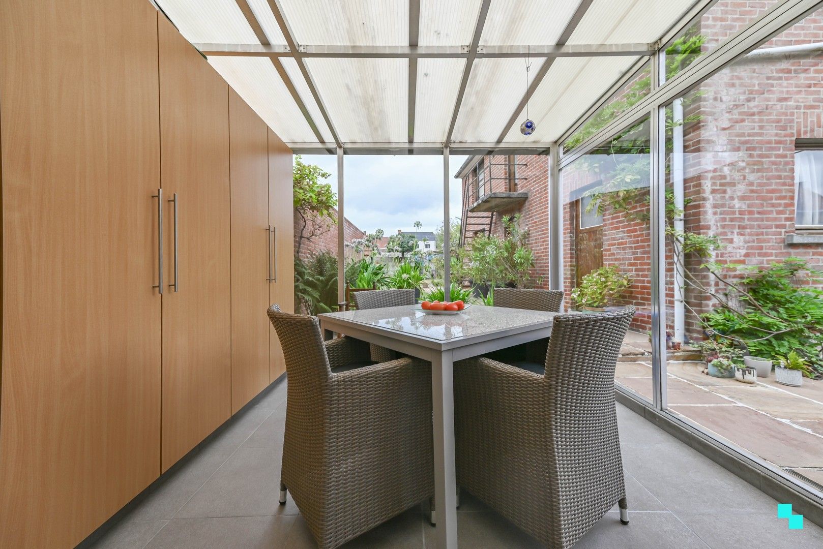 Charmante halfopen bebouwing met bijgebouw in hartje Emelgem foto 10