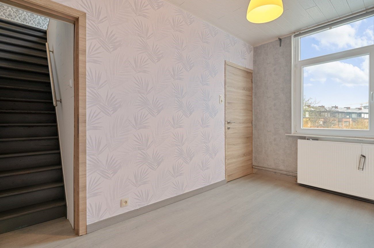 Ruime woning met tuintje en terras. foto 21