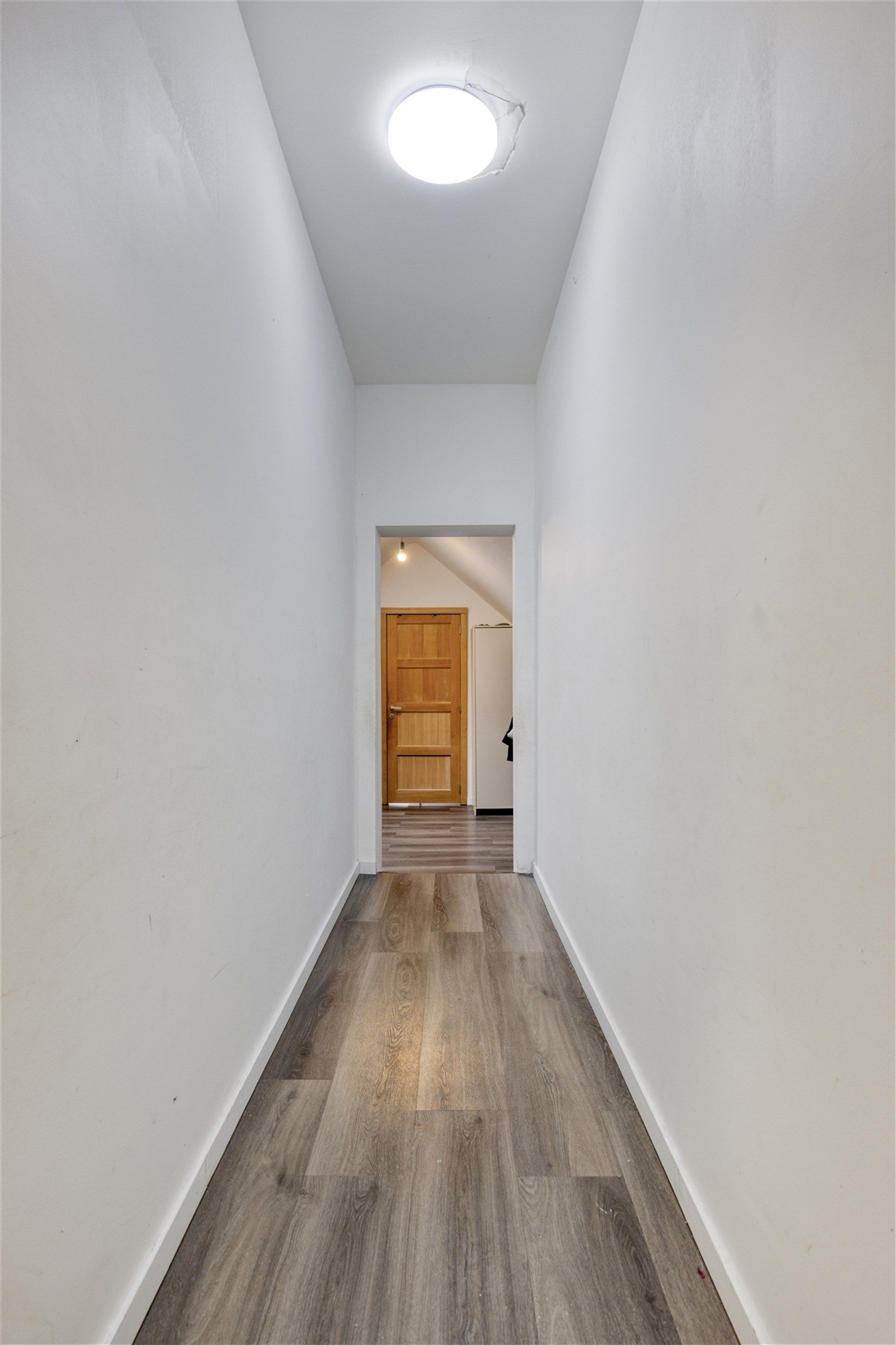 Gerenoveerd handelshuis met 4 tot 6 slaapkamers en zonnige tuin. foto 22