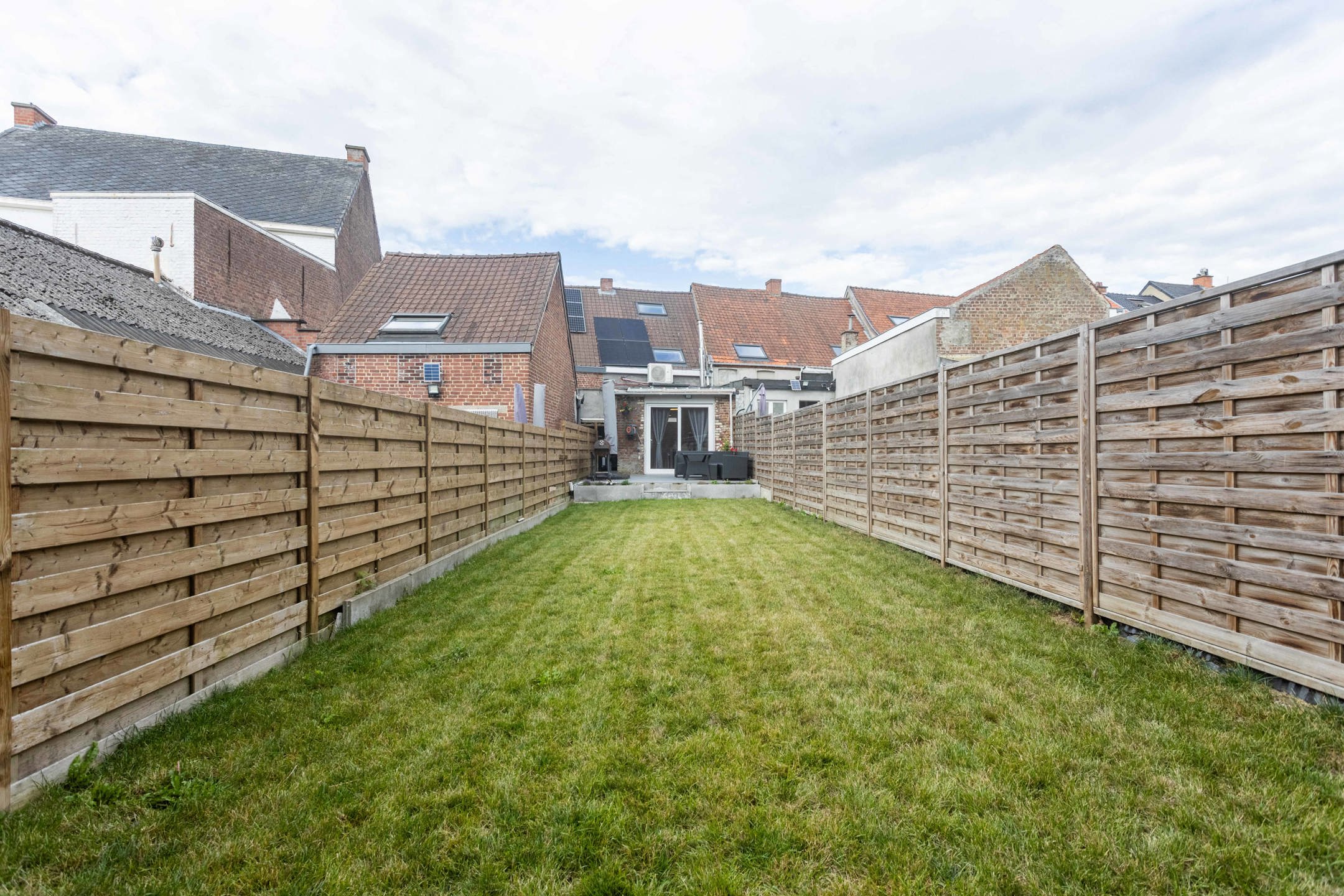 Interessante opportuniteit; gerenoveerde woning met tuin!  foto 12