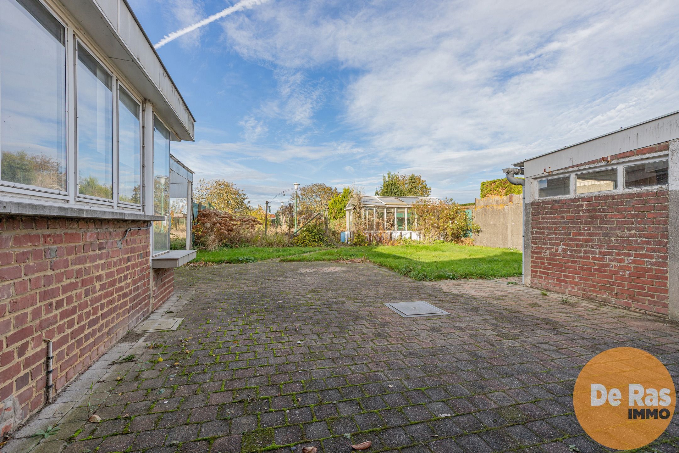 STRIJPEN - Stevige hob met grote tuin en heel wat potentieel foto 18