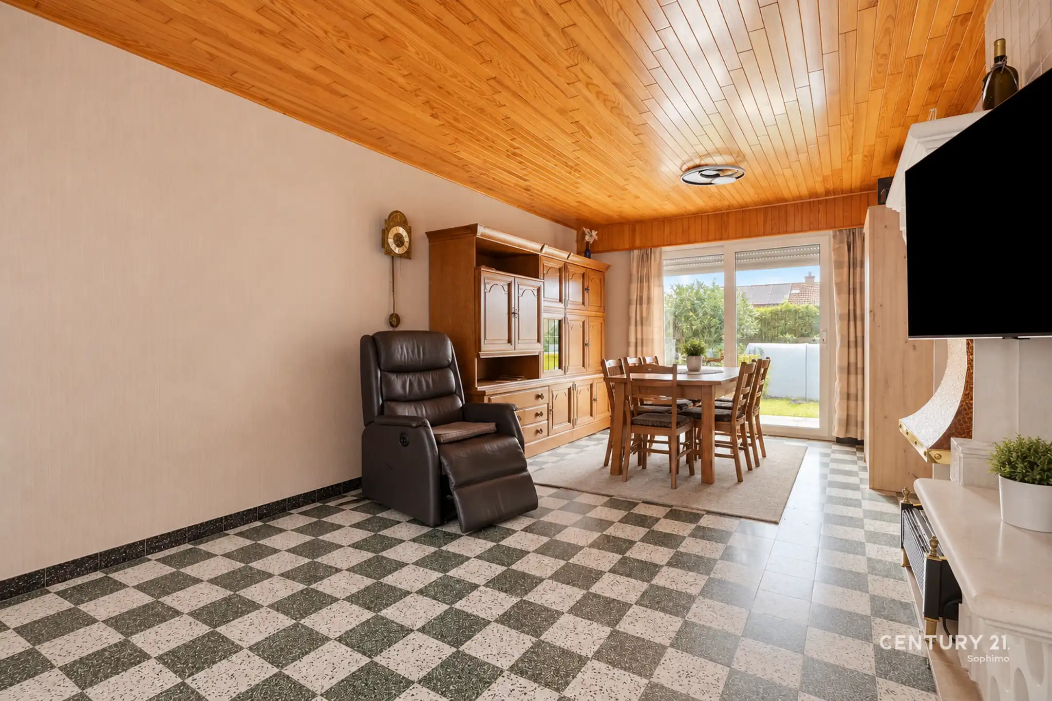 Rustig gelegen gezinswoning met 3 slaapkamers foto 5