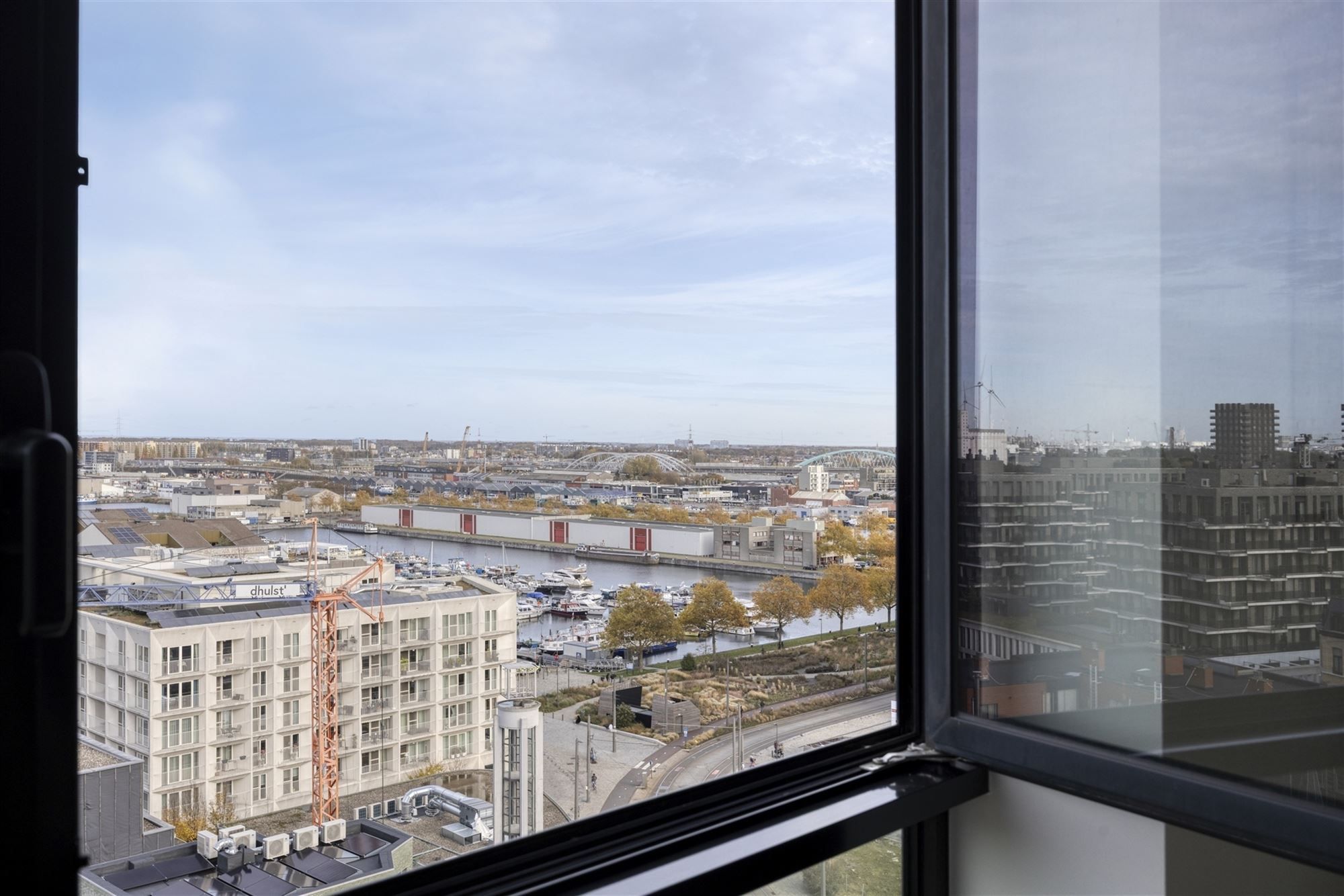 Instapklaar appartement met 2 slpks met terras in centrum Antwerpen foto 11