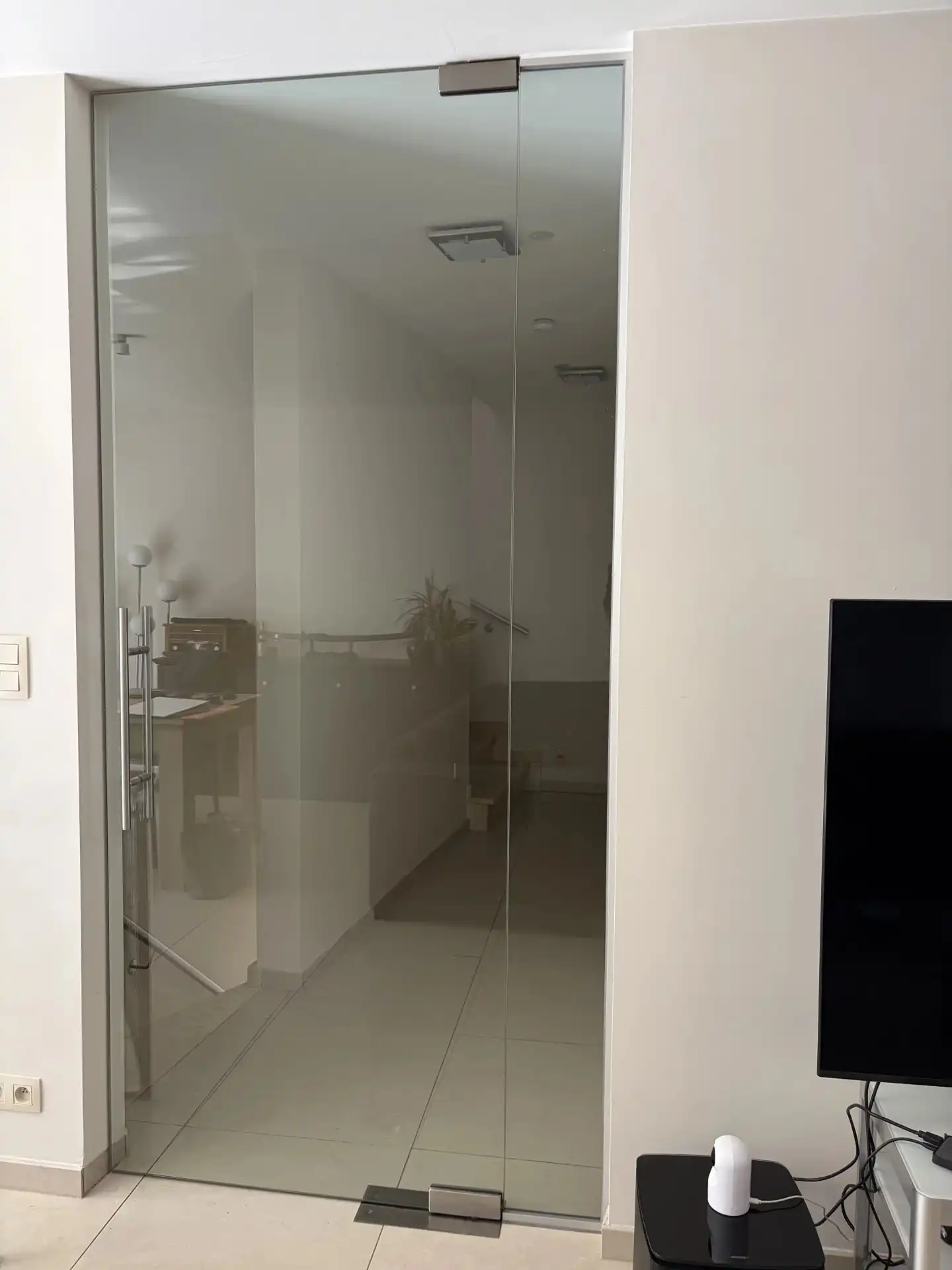 Te Huur : Verzorgde en ruime woning met 2 slaapkamers en garage in centrum Bilzen foto 5