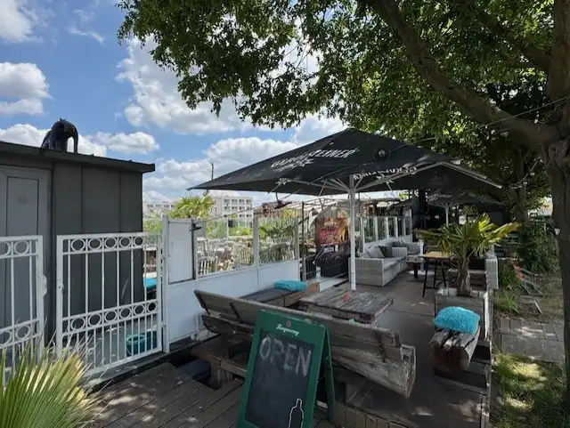 HORECABOOT met WOONST te AALST foto 5