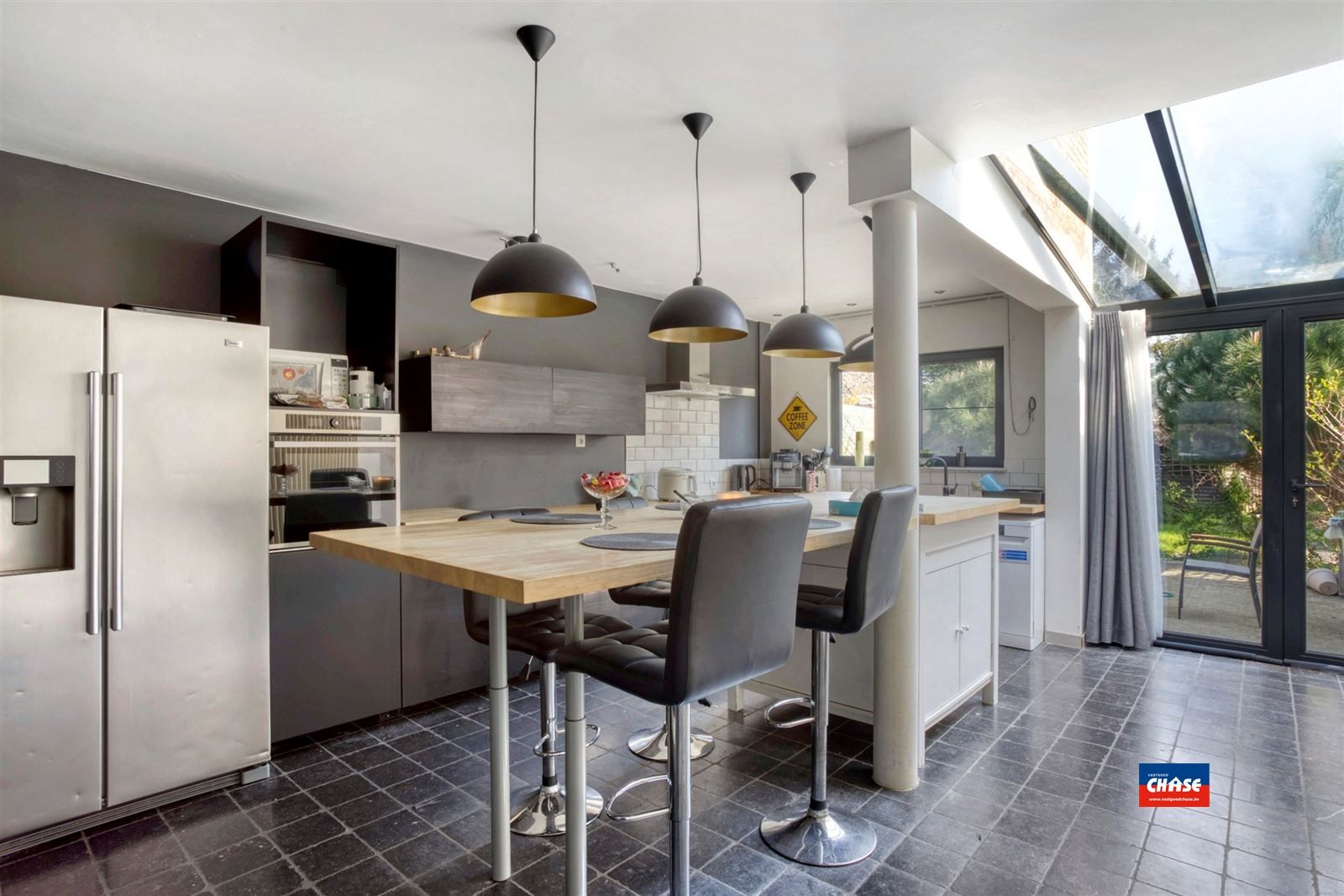 Recent gerenoveerde woning met 3 slaapkamers en tuin foto 2