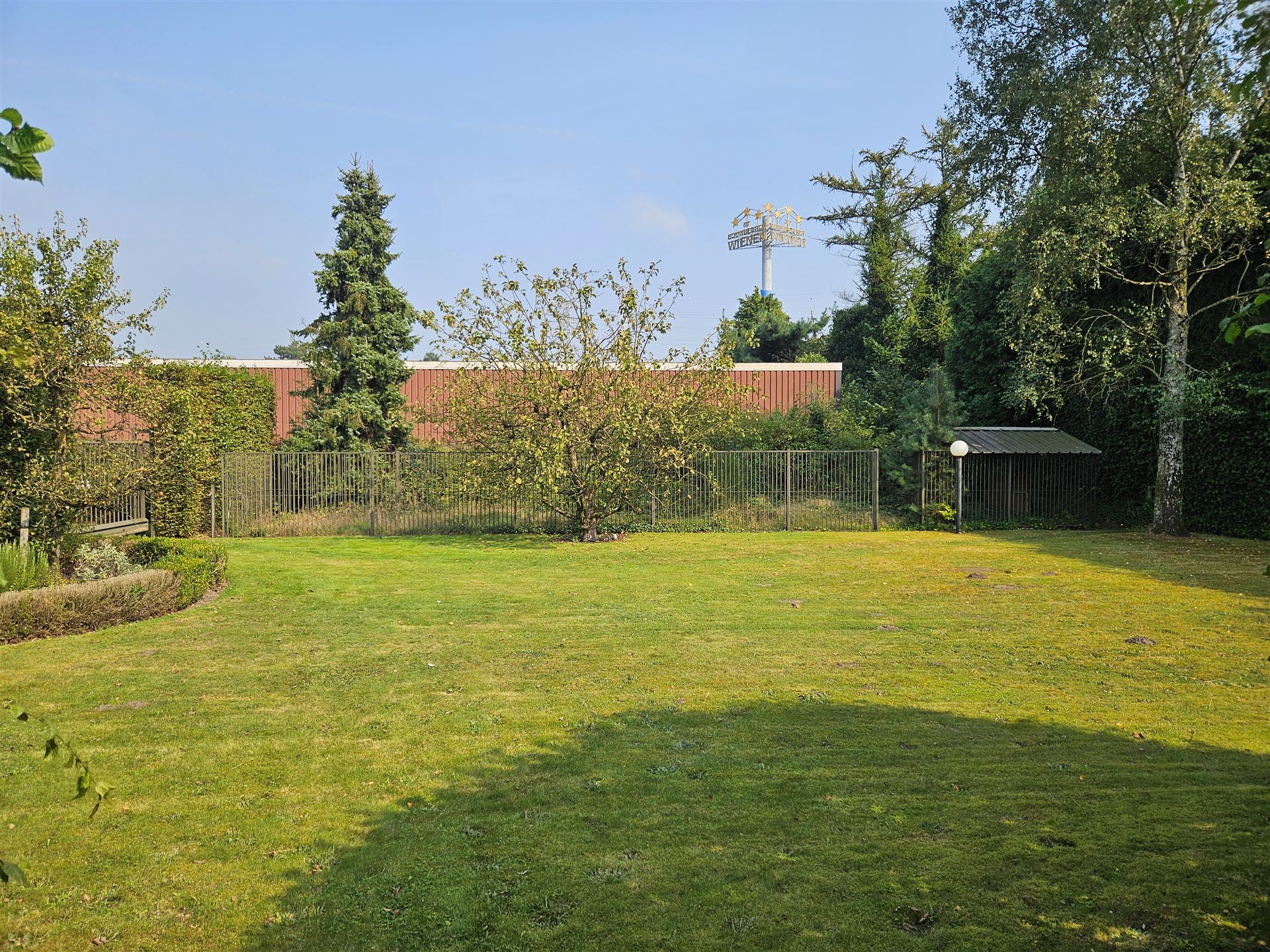 handelspand met woonst foto 34