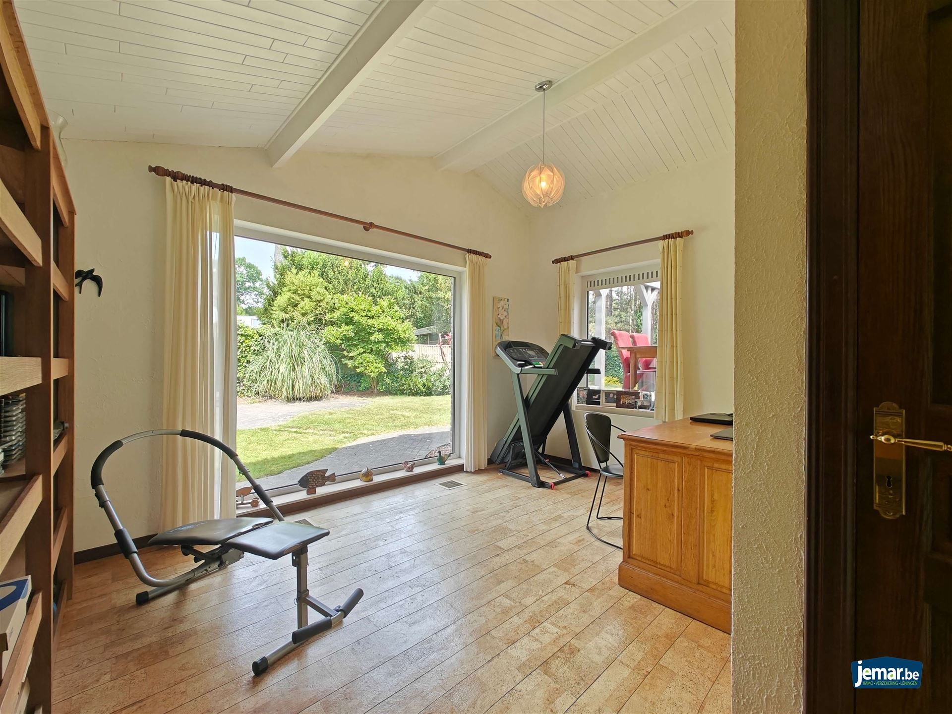 Vrijstaande woning op een prachtige locatie  foto 18