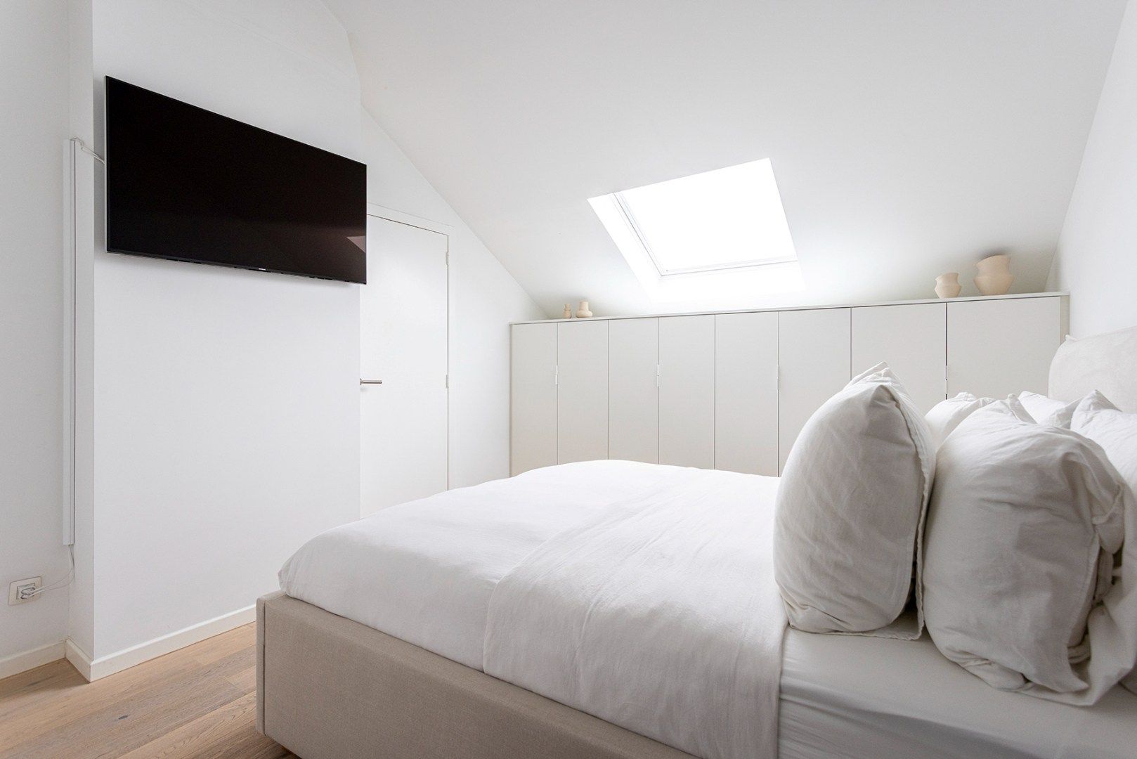 Luxueus 1-slaapkamer appartement te centrum Antwerpen! foto 15