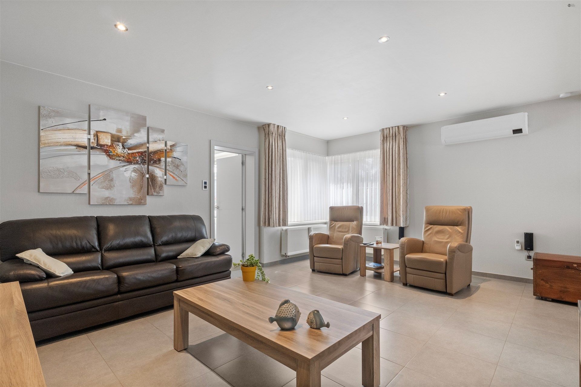 instapklare woning met 4 slaapkamers foto 3